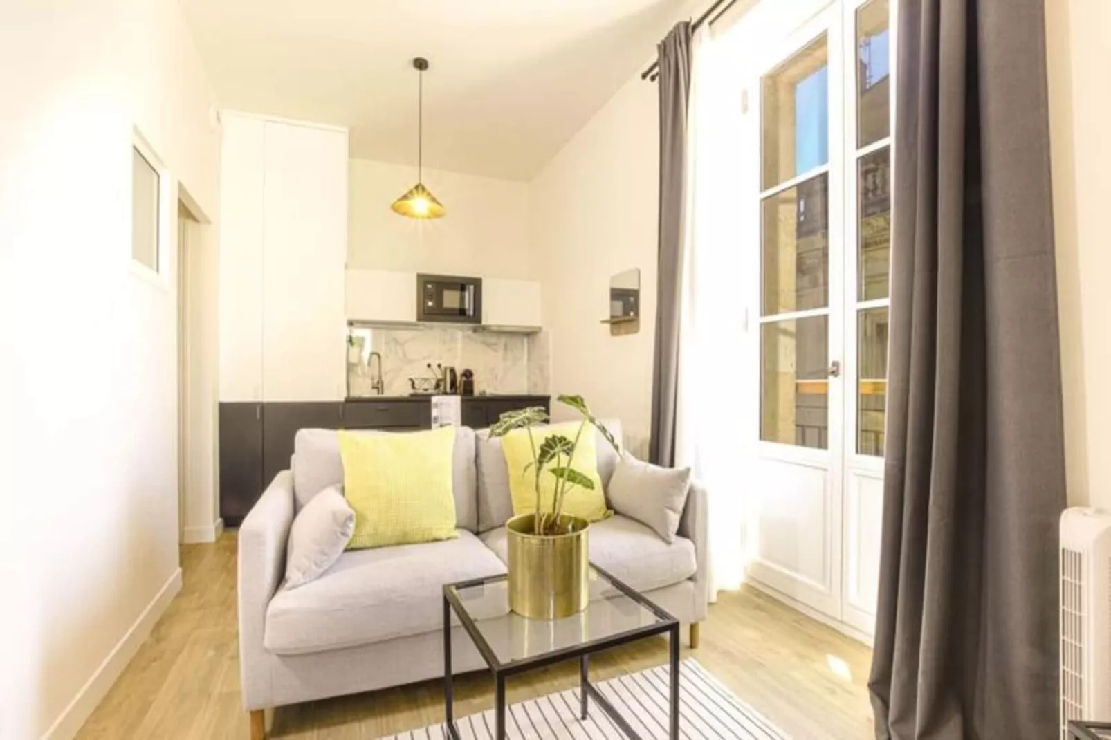 Appartement Aux Prestations Cozy Et Moderne En Hypercentre Pour 4 Personnes-Außenbereich Sommer