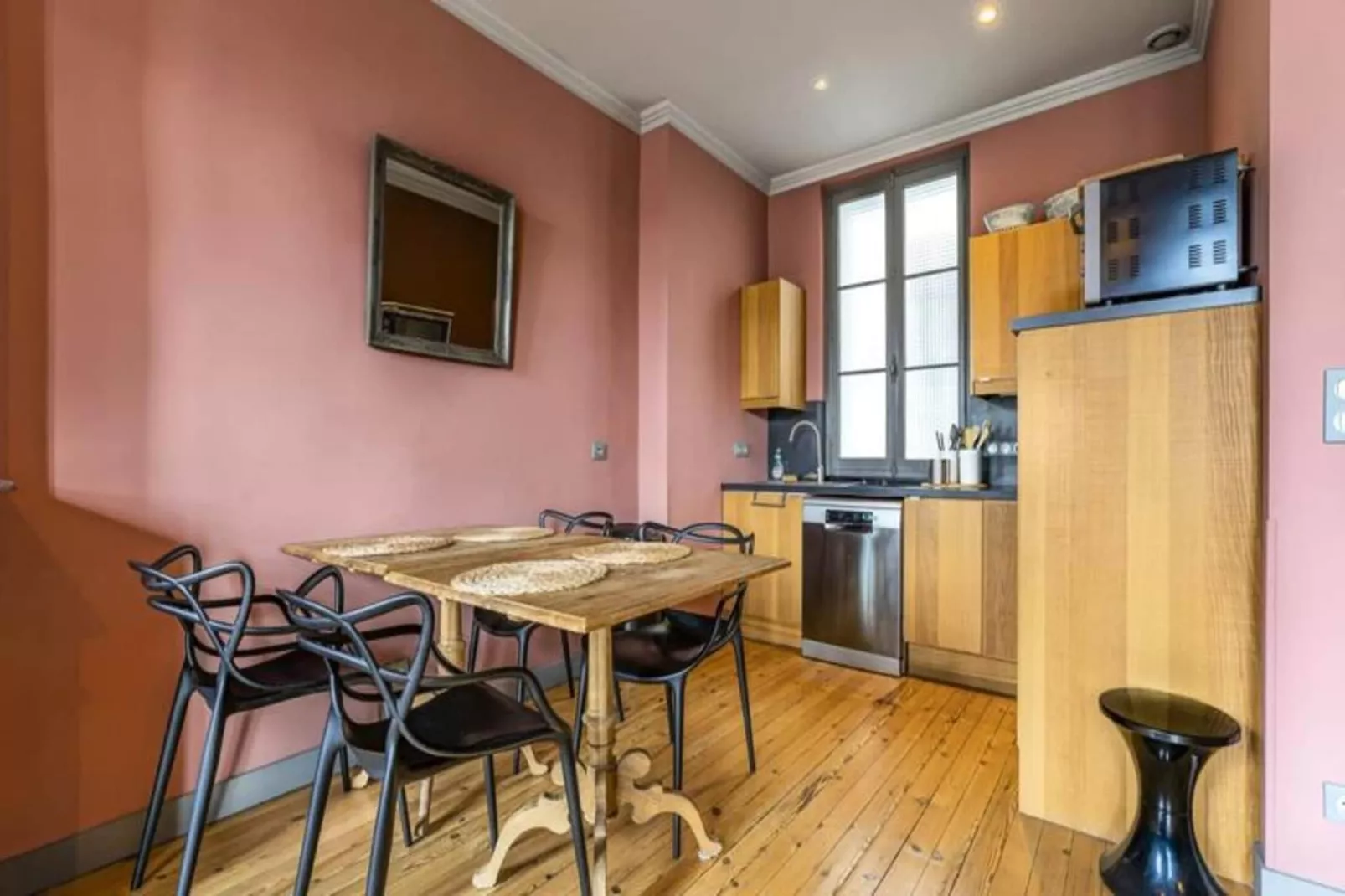Superbe Appartement Pour 5 Personnes Id&eacute;alement Situ&eacute; Place Gambetta-Kitchen