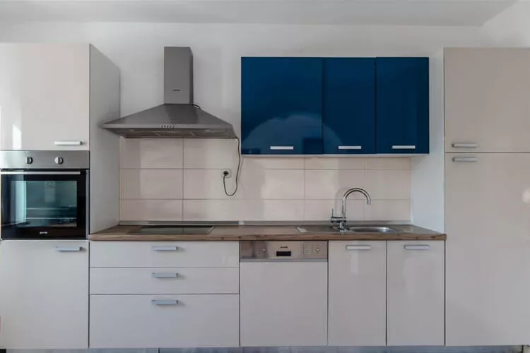 Holiday home Stipe, Vrsi-Mulo bei Nin-E12/Ferienhaus 180qm/12 pax-Küche