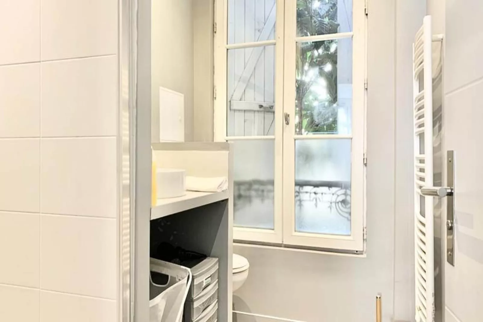 | Petit Paris 💋 | Studio Calme Tout &eacute;quip&eacute;-Salle de bain