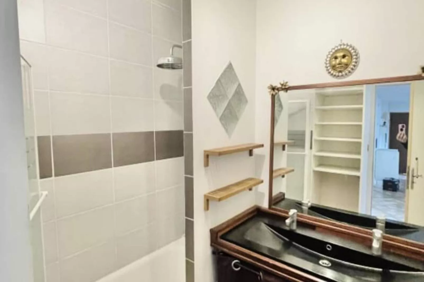 |chez Faffa 𓅂 | Spacieux T5 | Gare Sncf |-Salle de bain