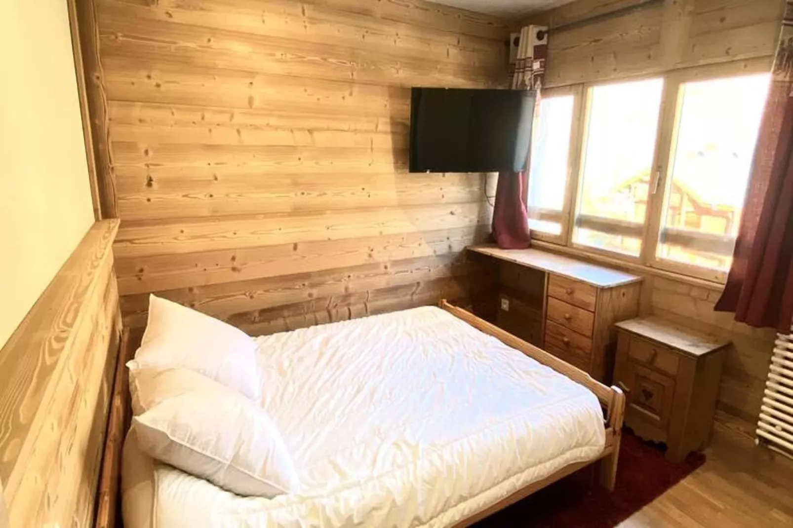 Résidence Les Bleuets-Bedroom