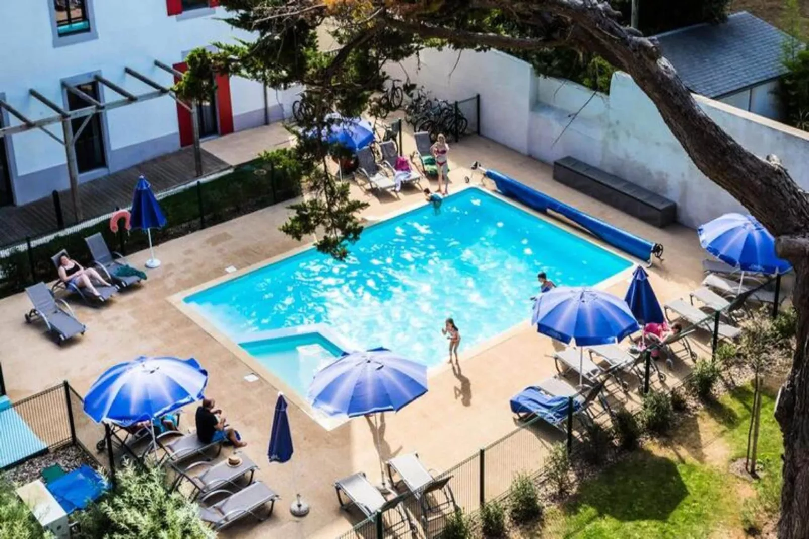 Résidence Prestige Odalys de la Plage-Exterior in summer