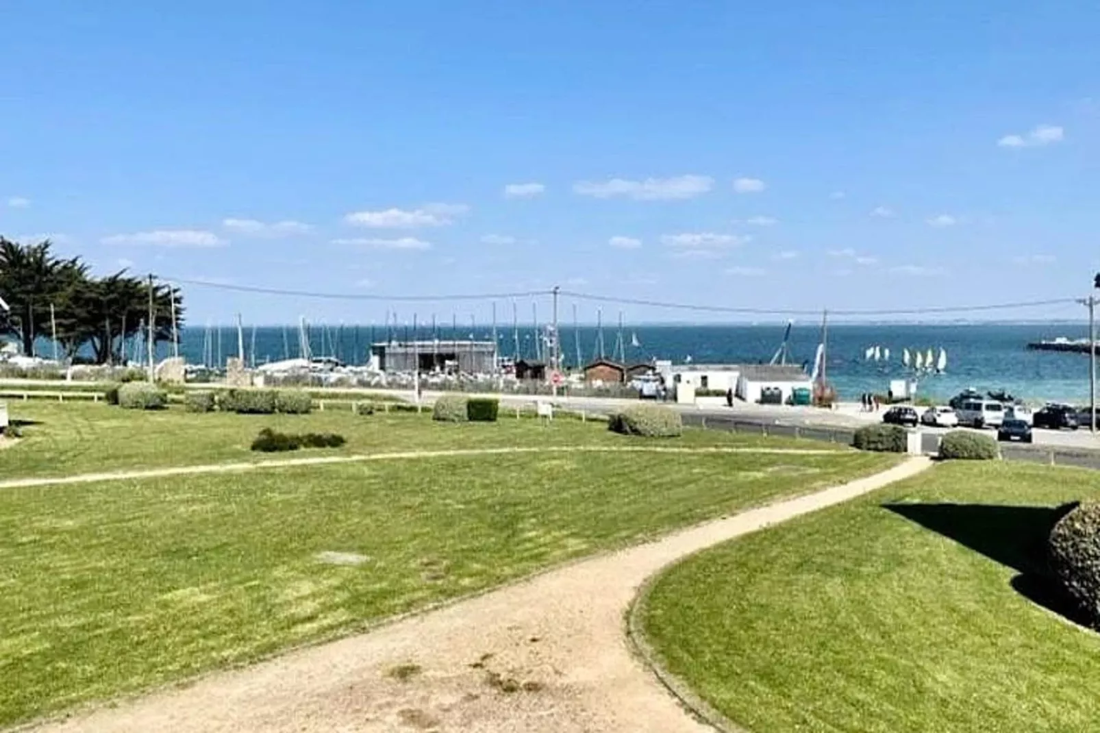 Résidence Adal D'arvor-Vue d'été