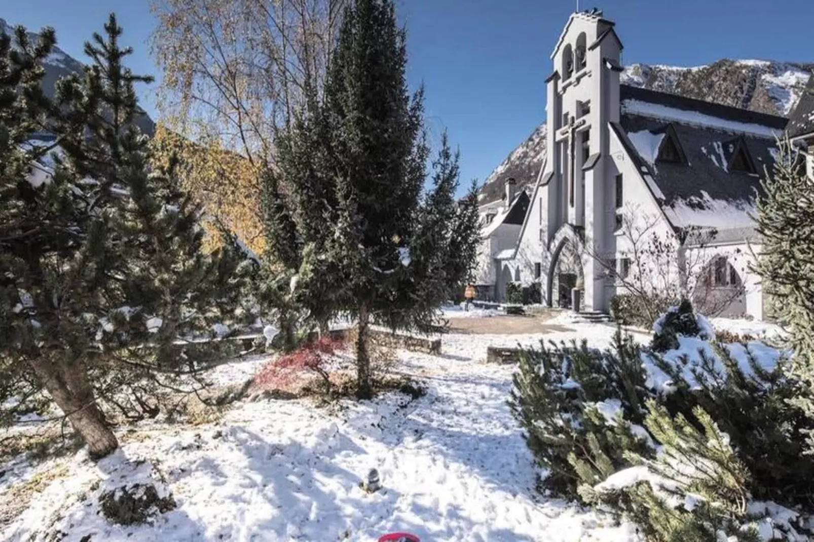 Résidence Gentianes-Zones hiver à 5 km