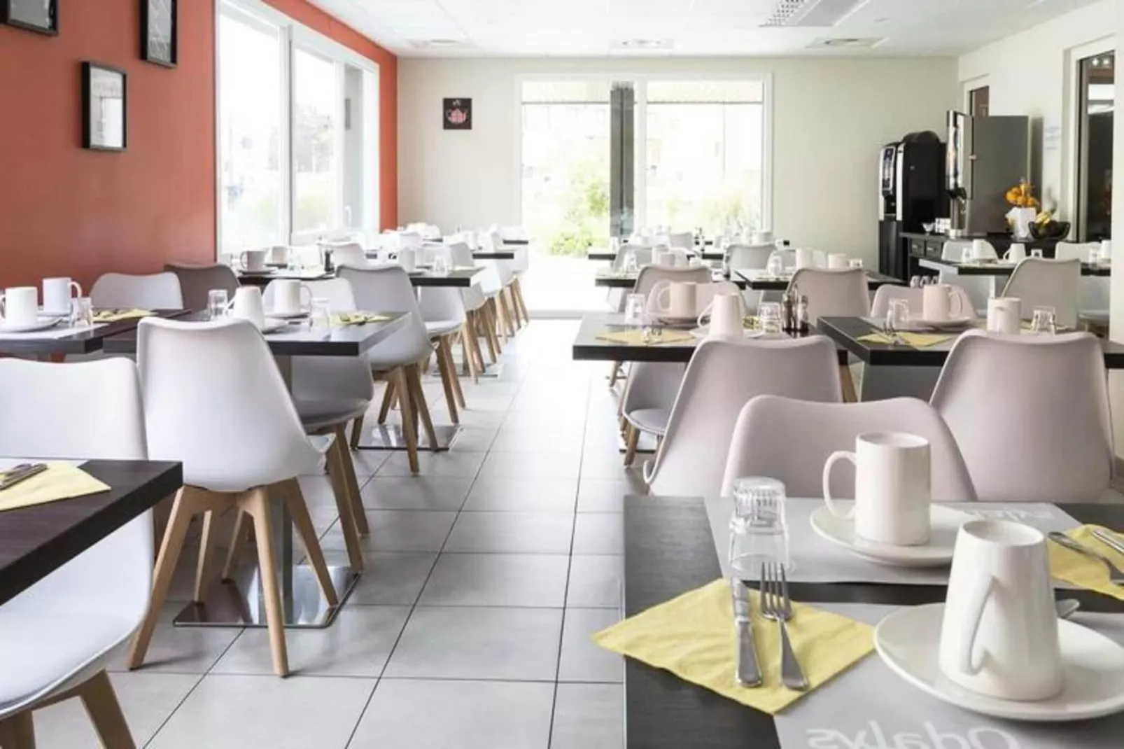 Appart'hôtel Odalys La Rose d'Argent-Dining room