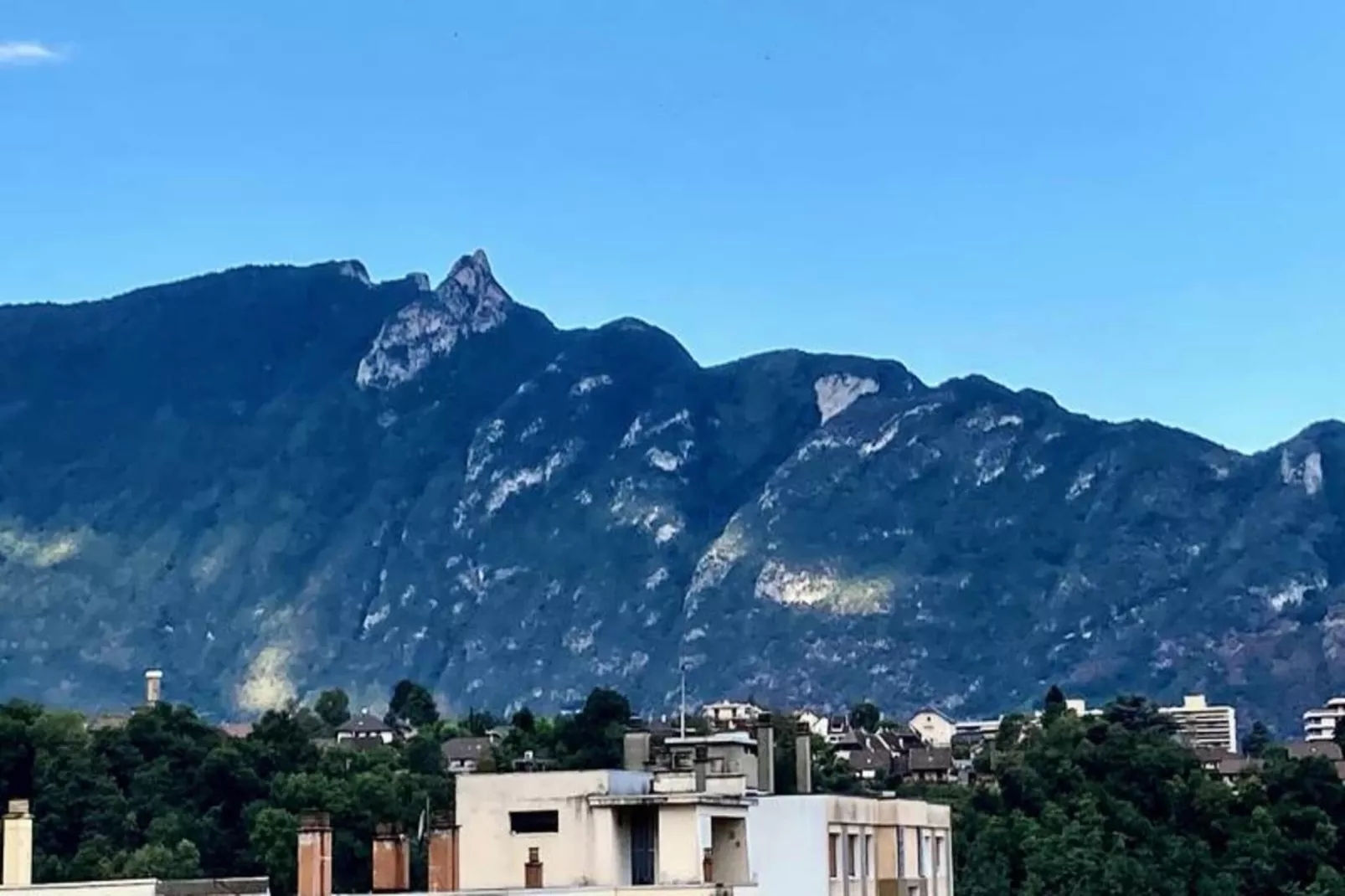 Résidence Le Constellation-View in summer