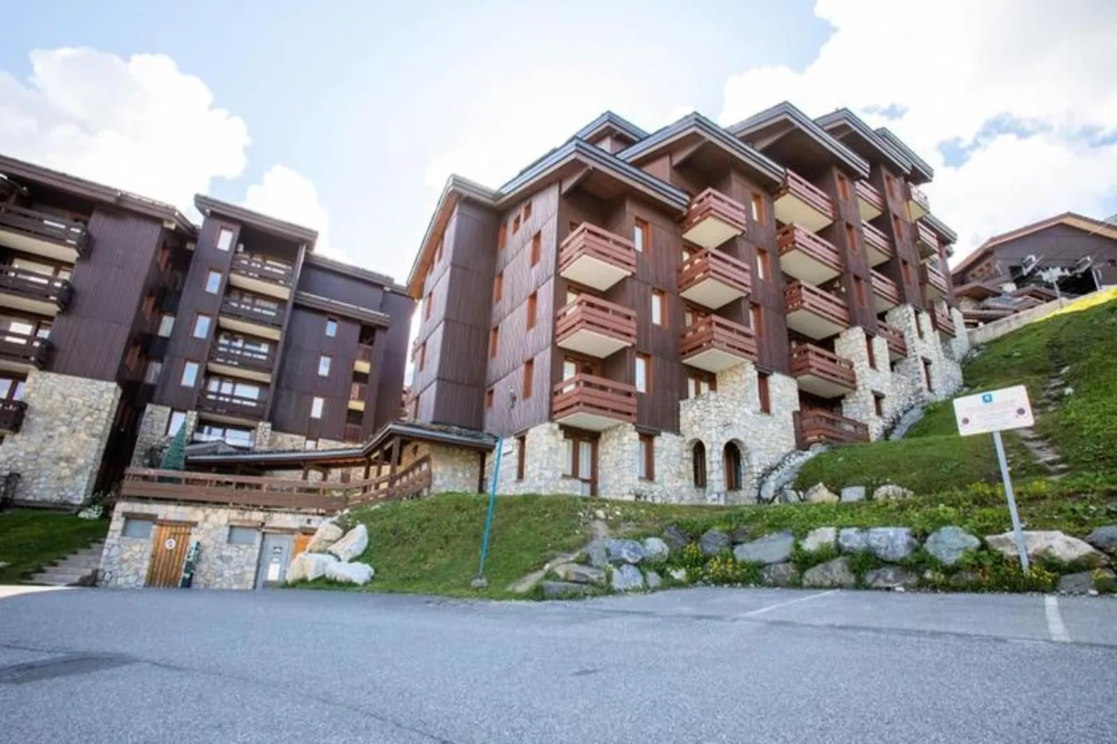 Résidence Les Chalets des Arolles - maeva Home-Extérieur été