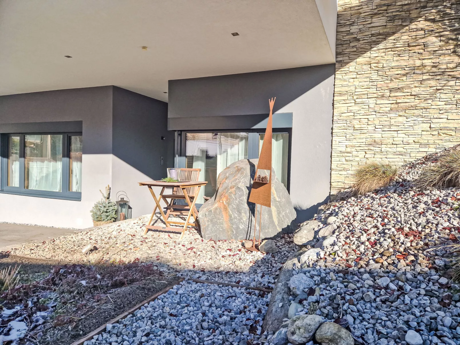 The Rock Design-Dehors