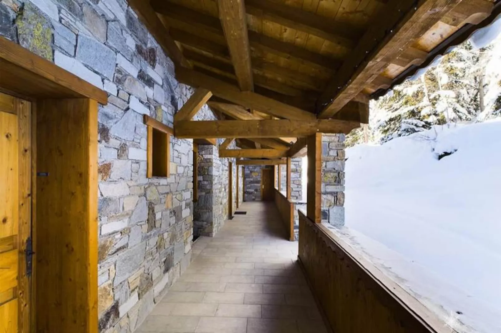 Chalet Le Kandahar-Image-tags.