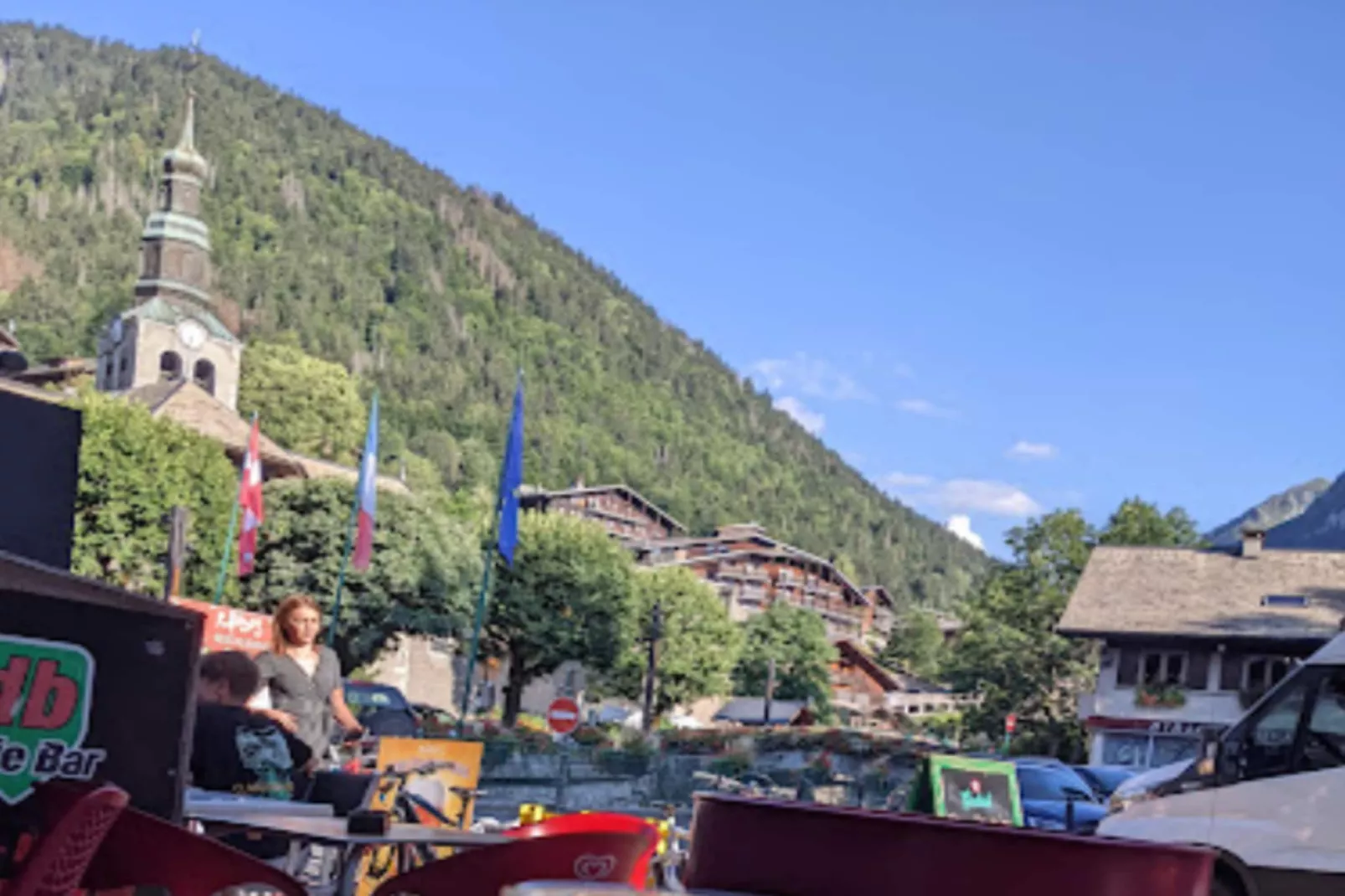 Résidence Place Eglise-Zones été à 5 km