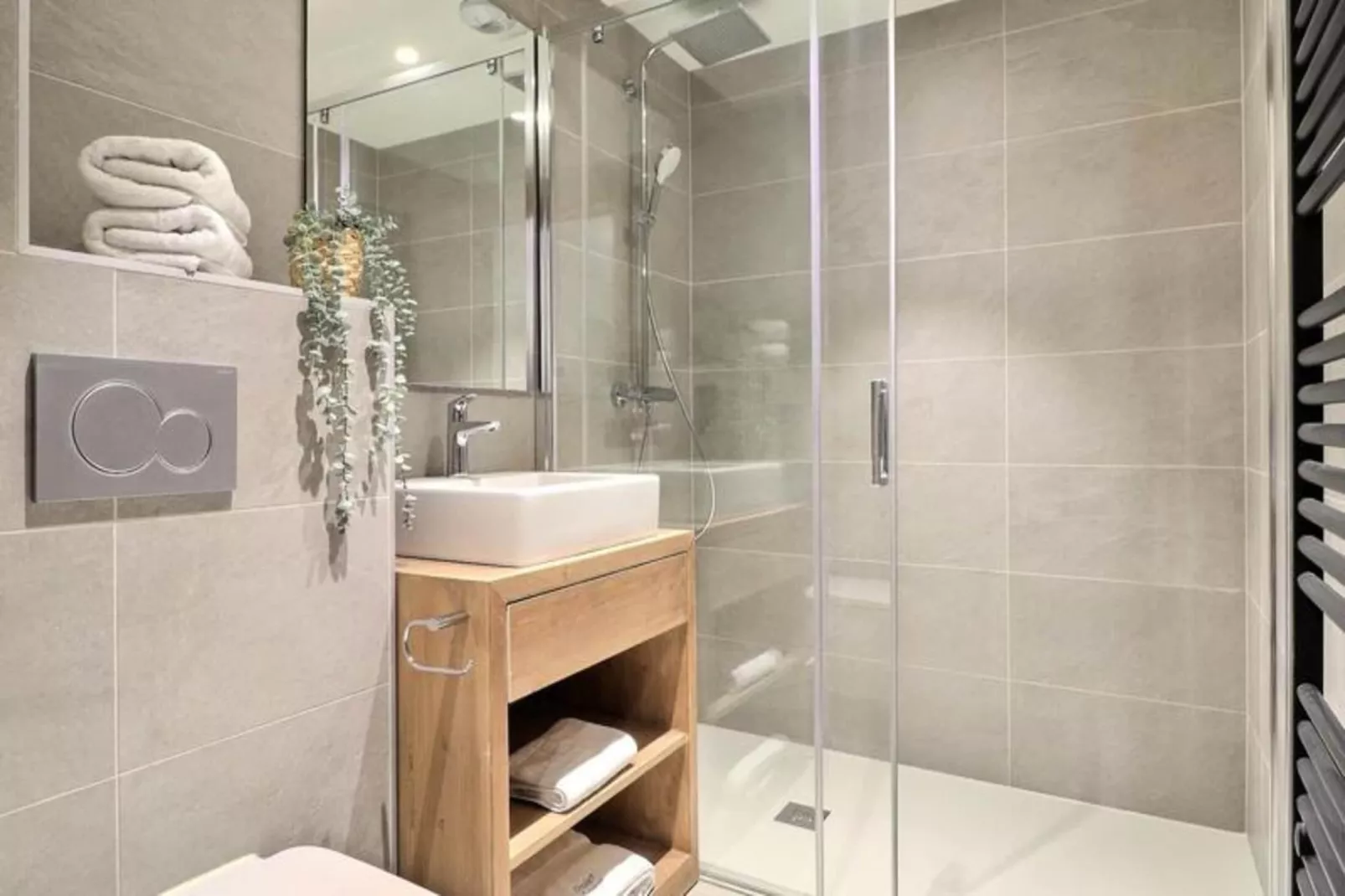 Résidence Isobel-Bathroom