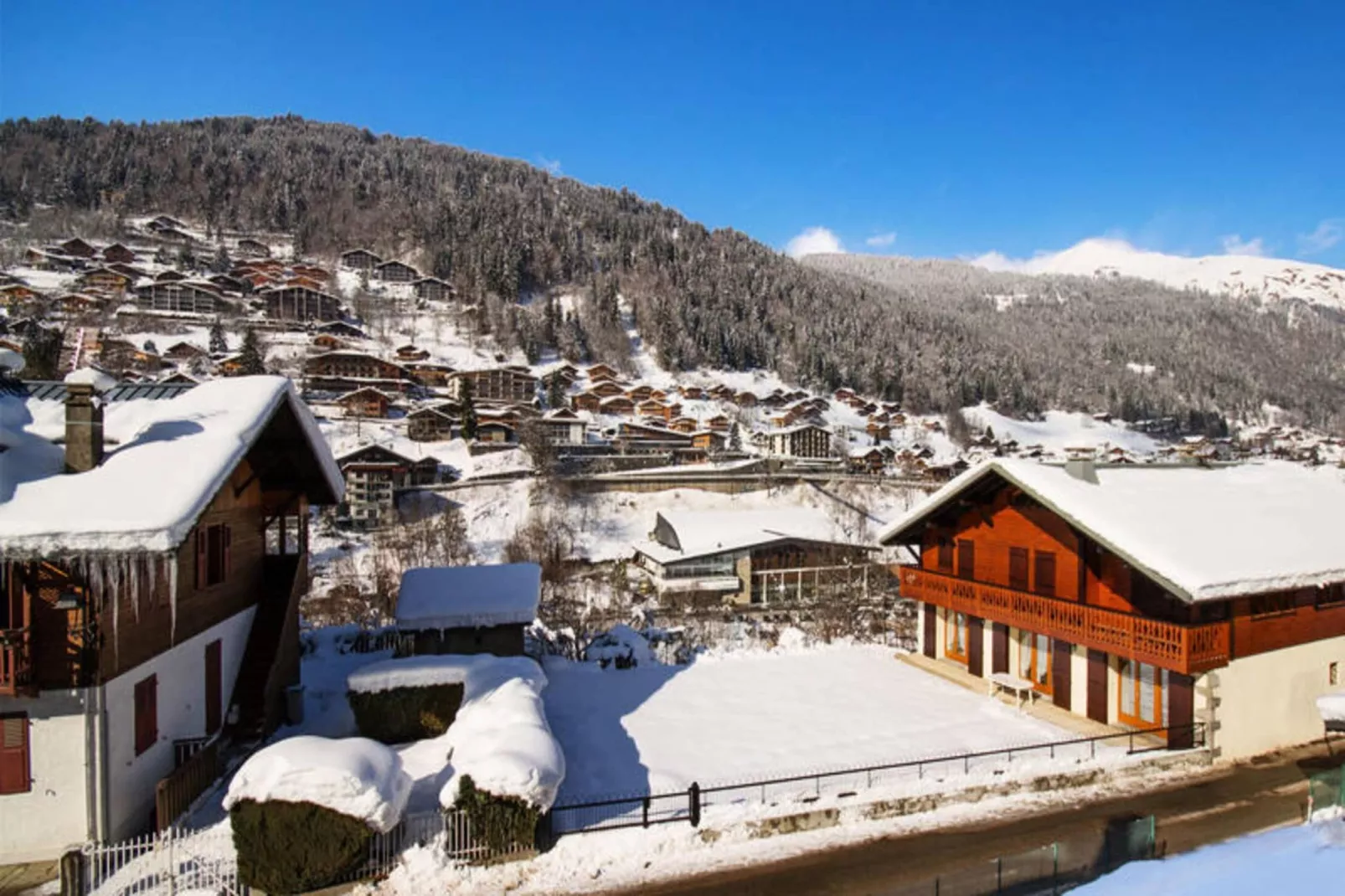 Résidence Le Soleil Levant - View in winter