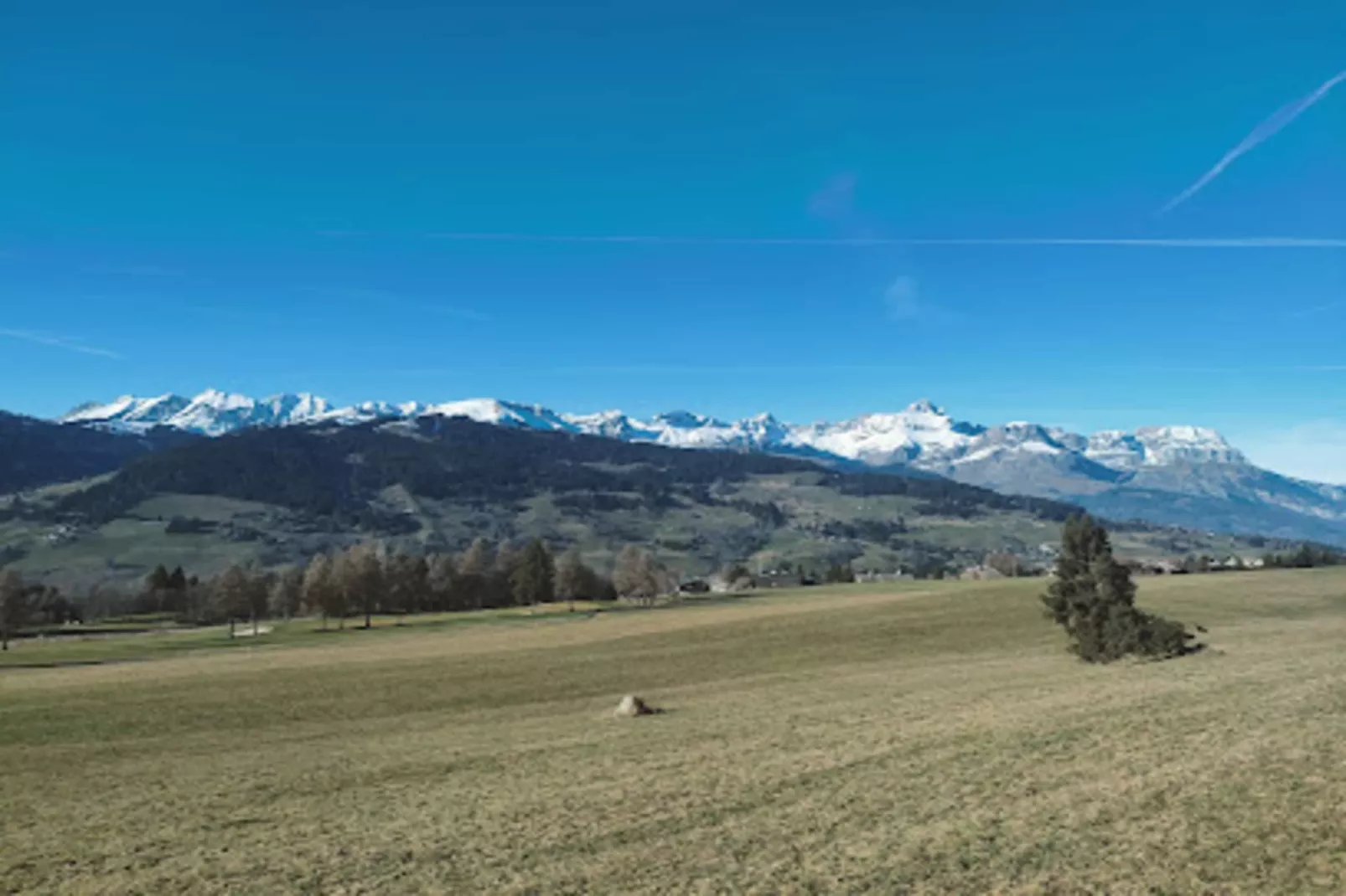 Studio à La Clusaz-Areas within 1km in summer