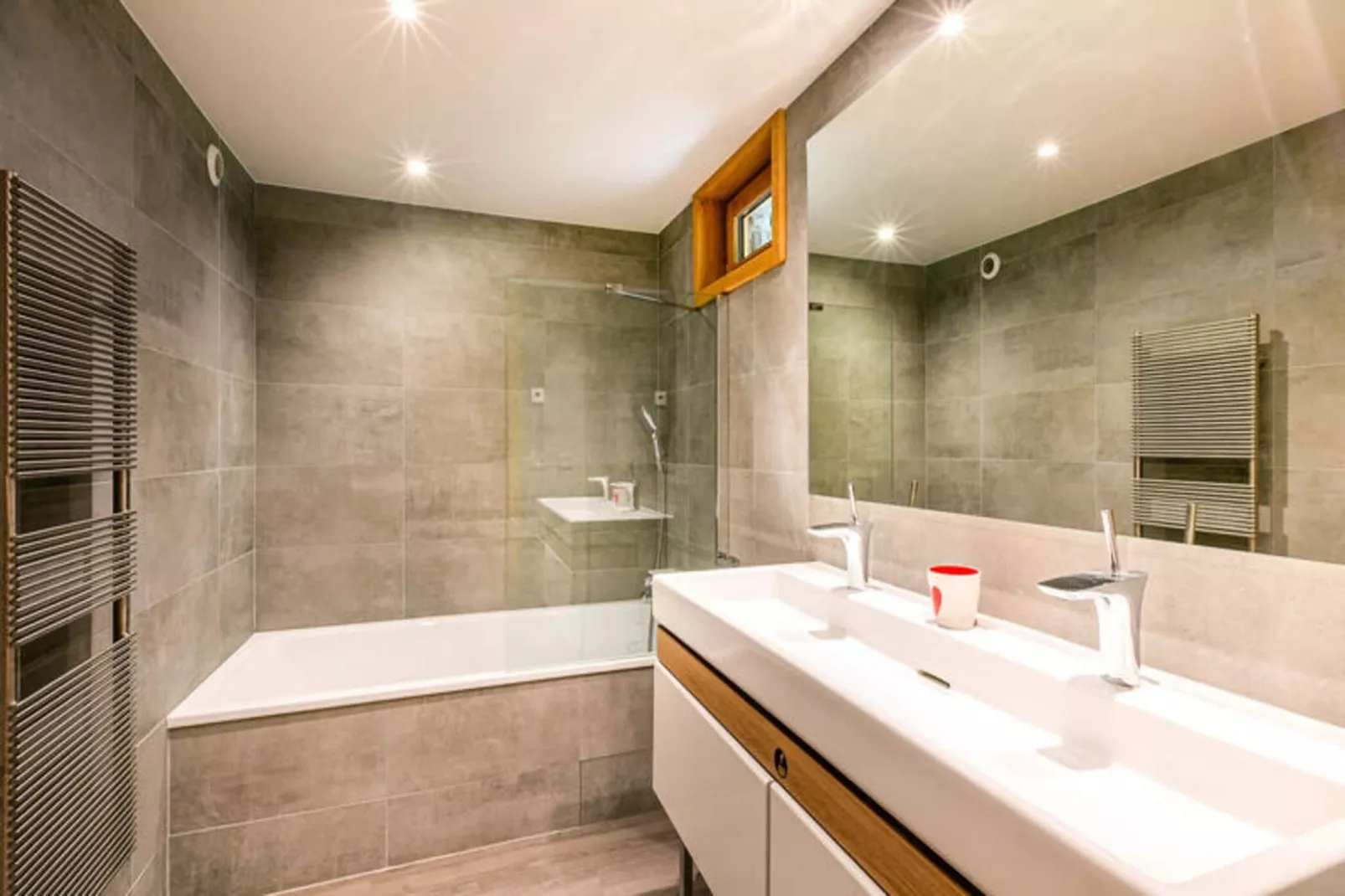 Chalet Mouflon-Bathroom