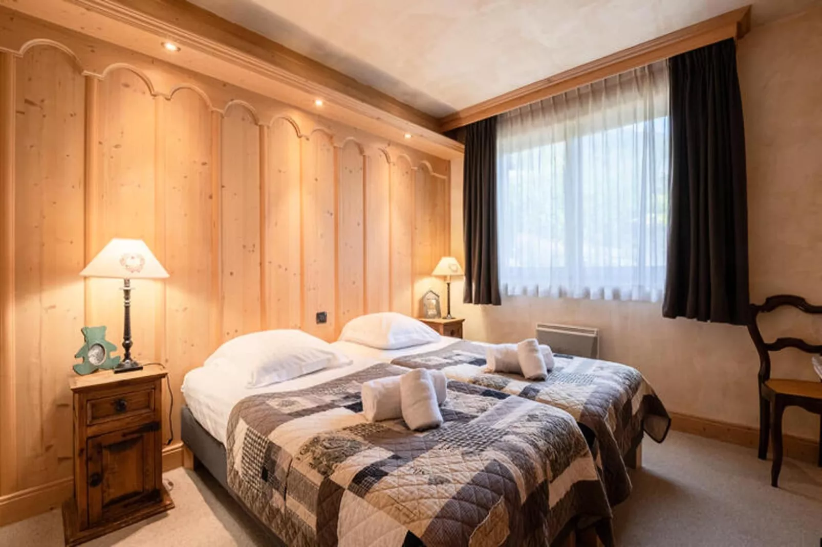 Chalets Du Savoy-Bedroom