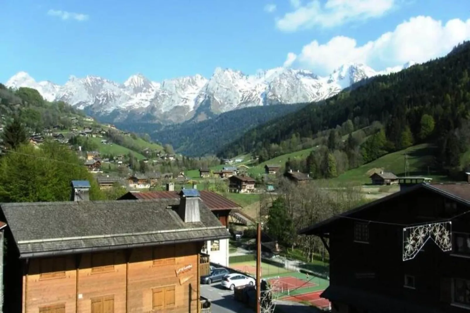 Résidence Cornillon A-Außenbereich Sommer