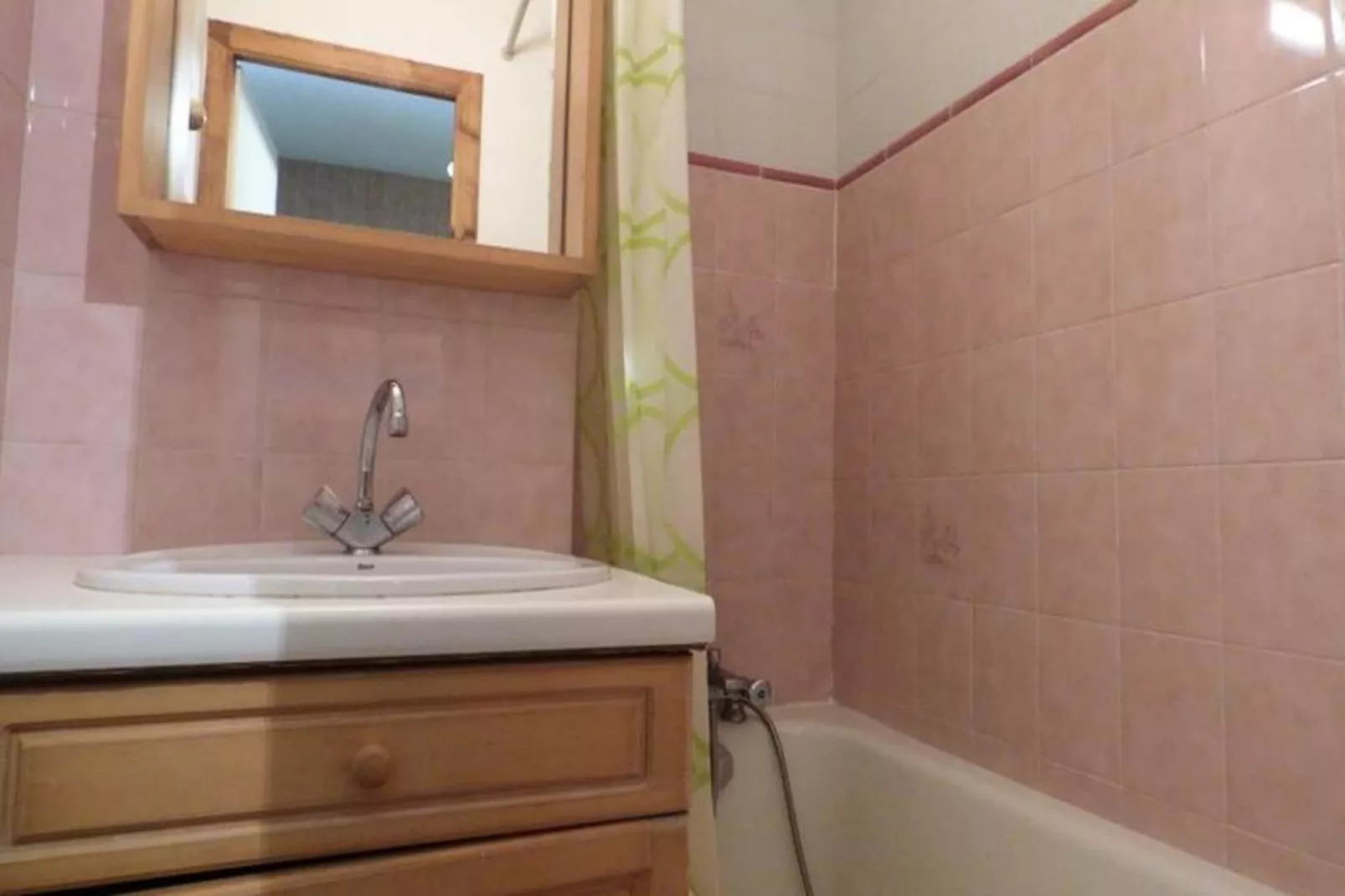 Résidence Valerianne-Außenbereich Sommer