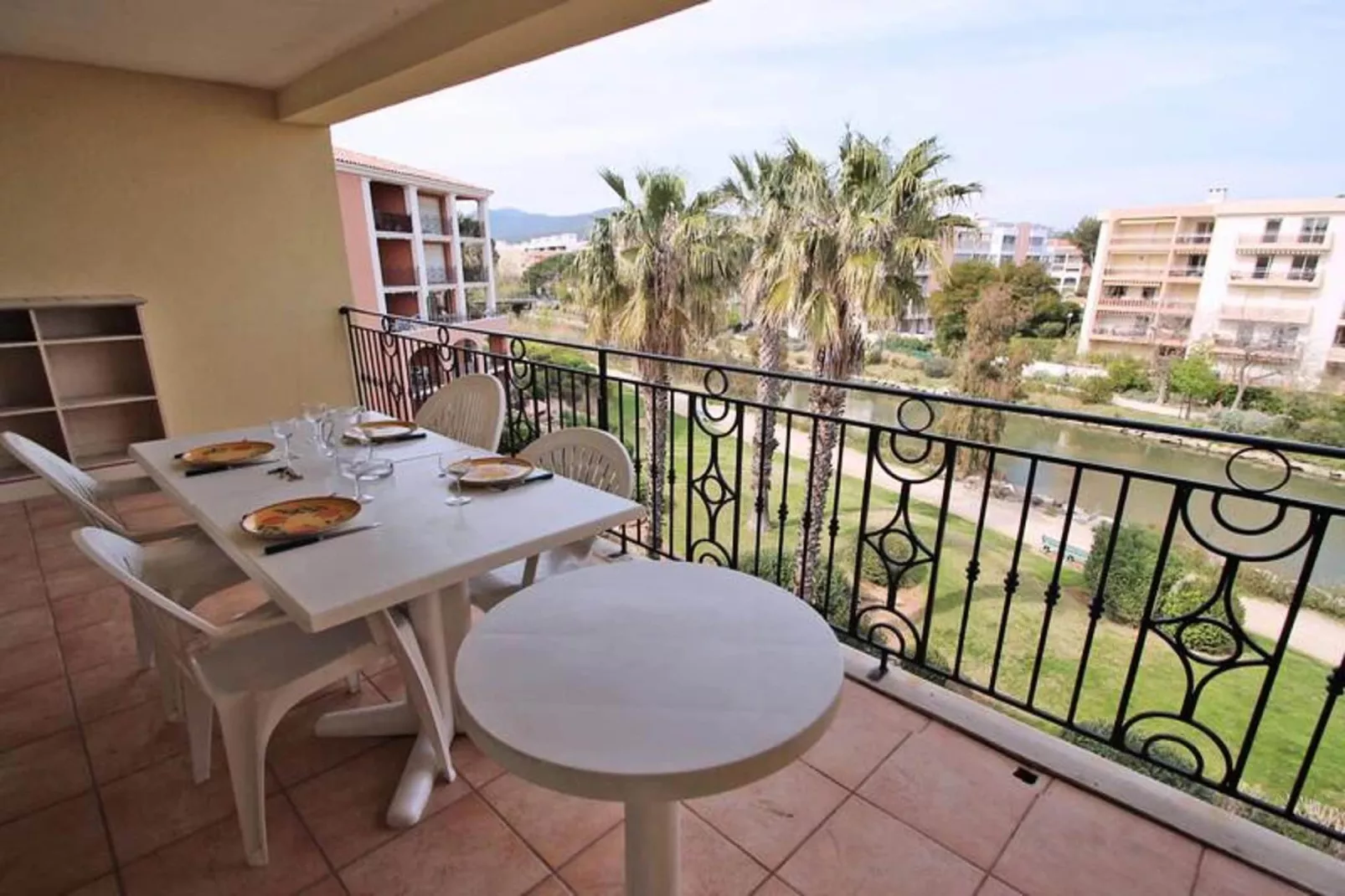 Résidence Port Marine-Vue d'été