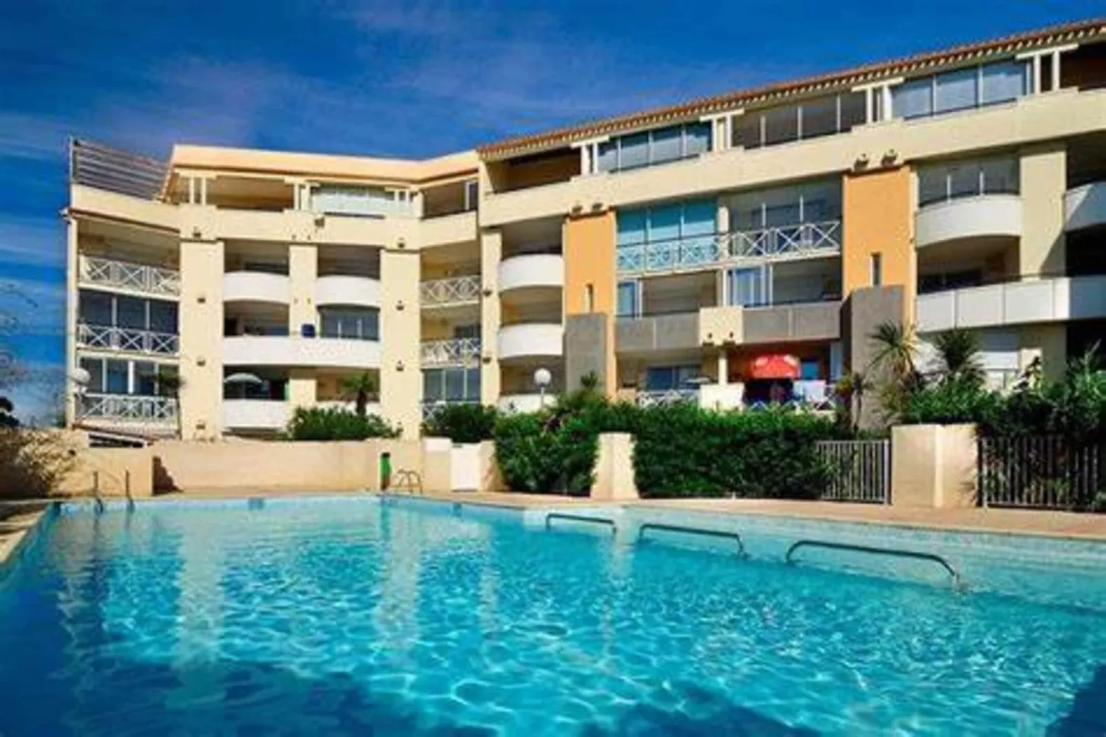 Résidence Olivier-Zones été à 5 km