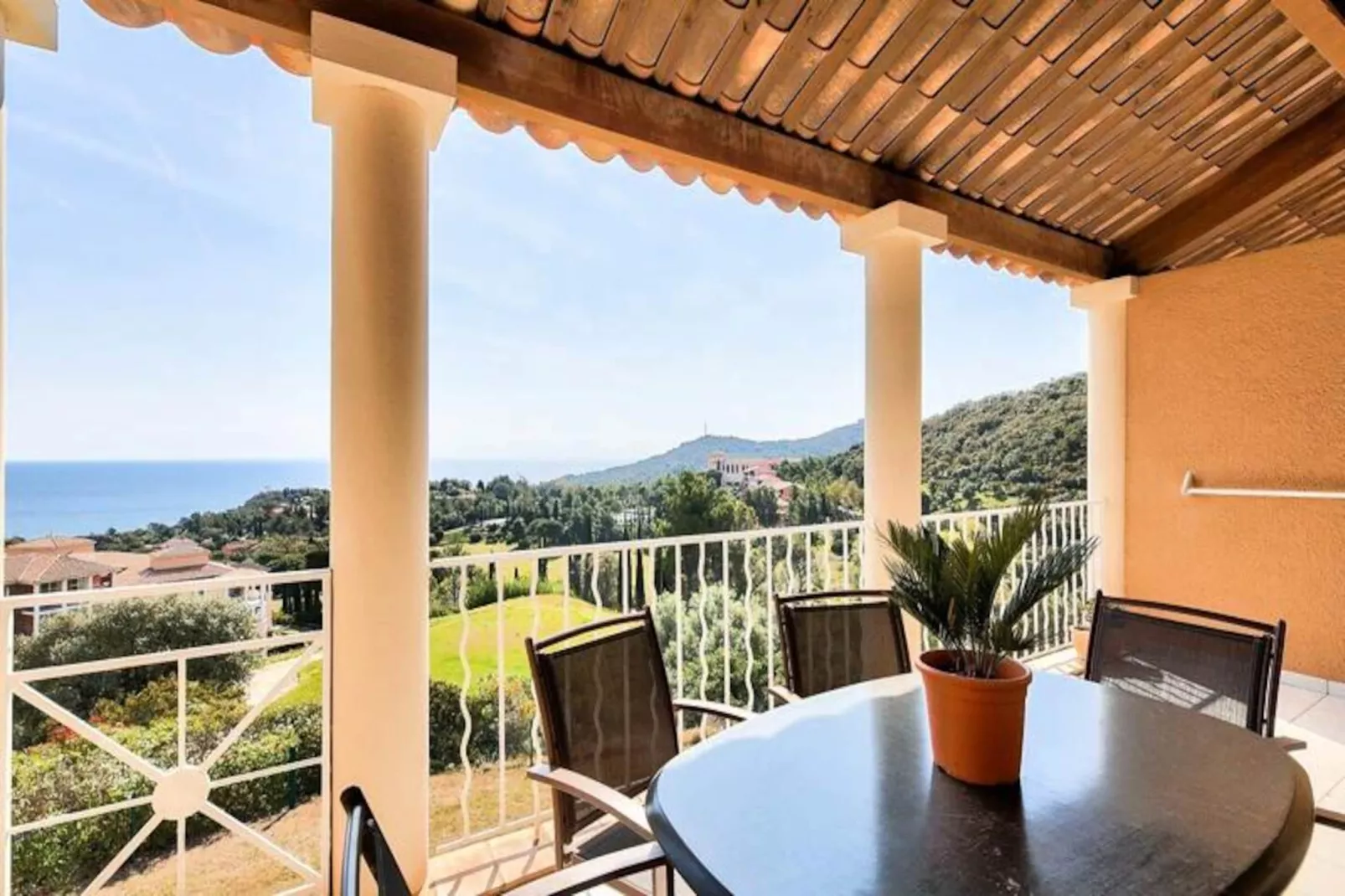 Résidence le Village de Cap Esterel - maeva Home-Image-tags.