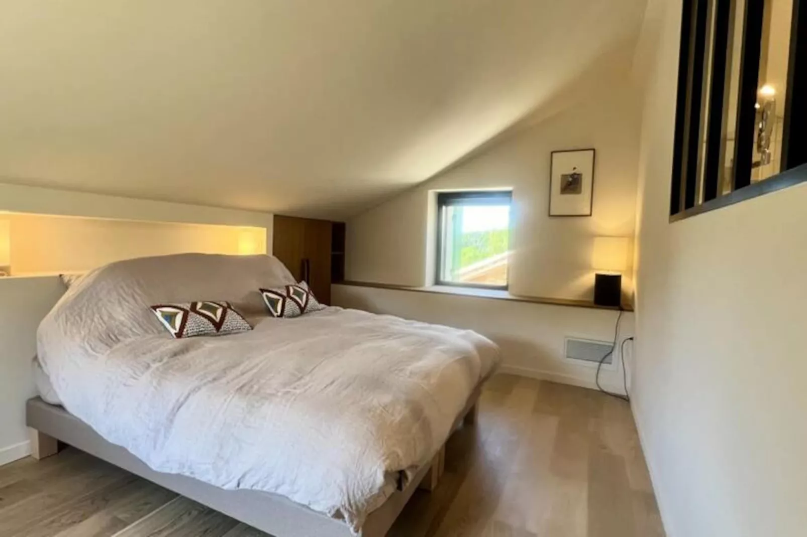 Mas Jas Du M&eacute;ou, Une &eacute;vasion Proven&ccedil;ale-Image-tags.