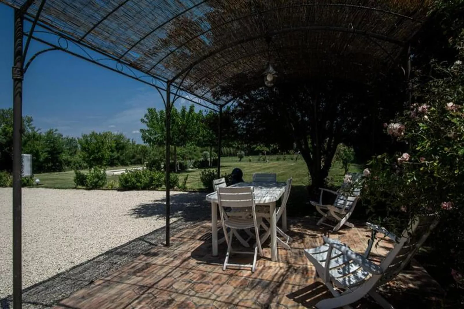 Maison De La  Bandine-Vue d'été