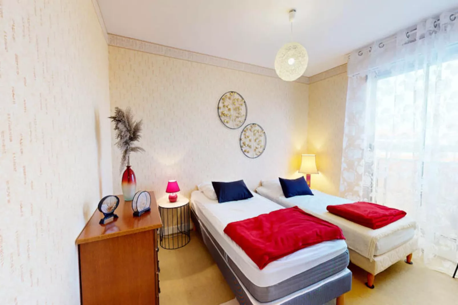 Appartements à Saint-Gilles-Croix-de-Vie-Image-tags.