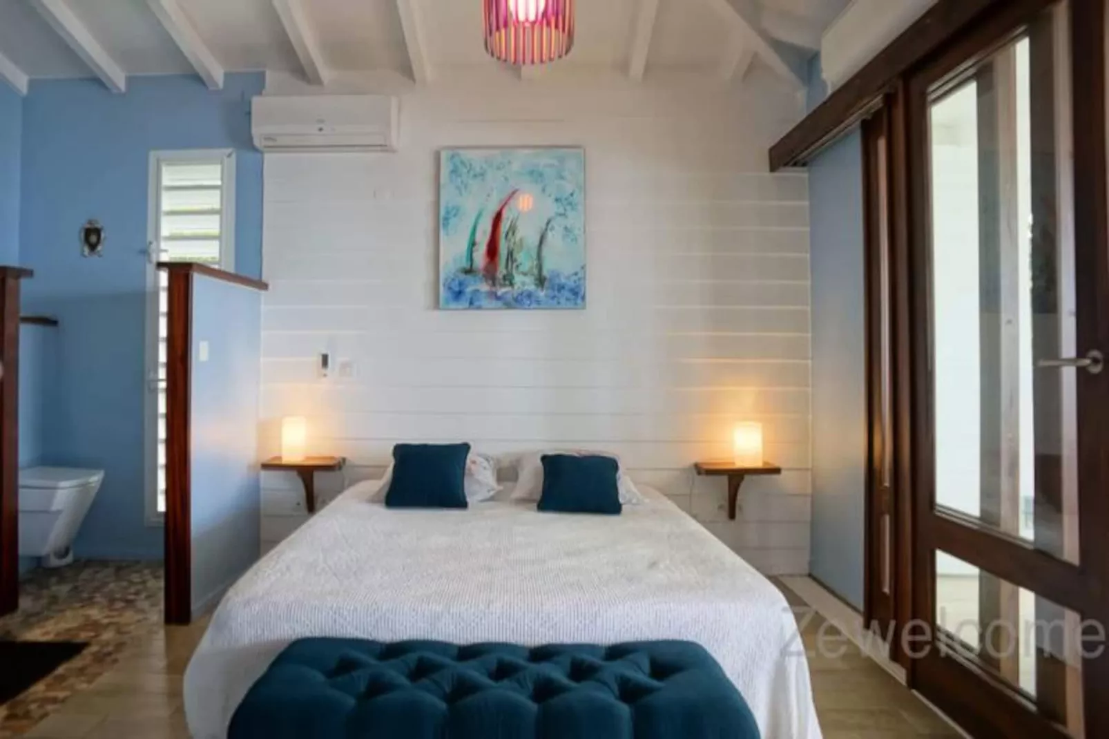 Villa Sea Side-Image-tags.