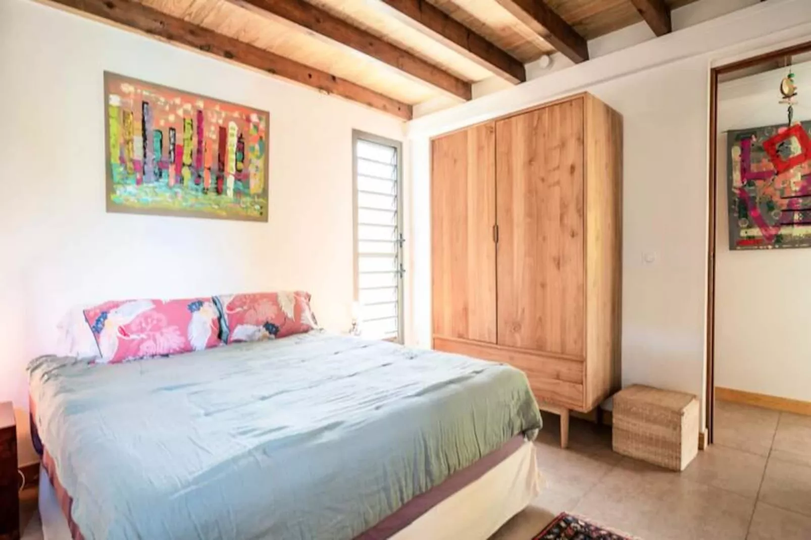 Villa Ekinos-Image-tags.