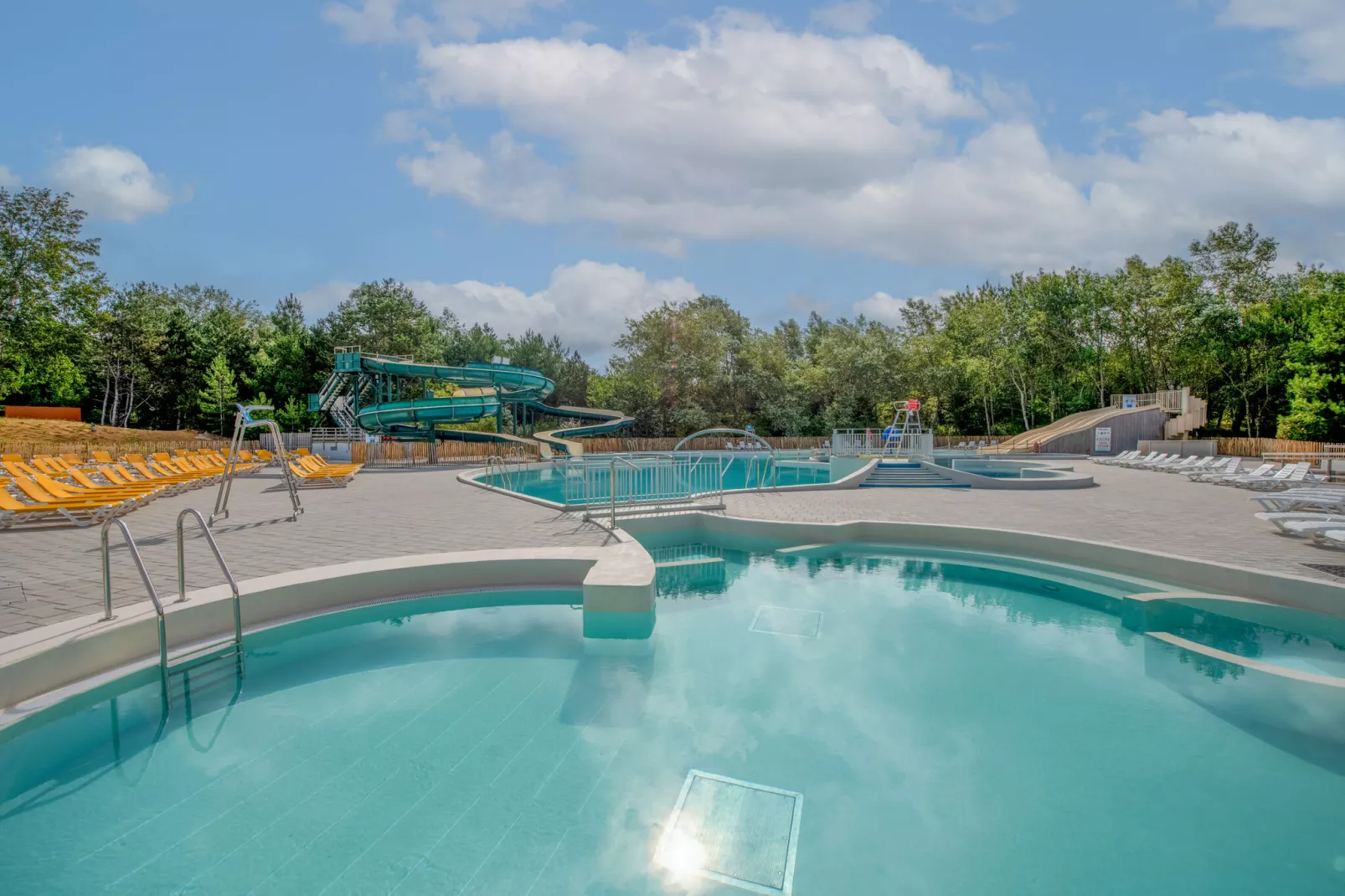 Holiday village Belle Dune Fort-Mahon-Plage - M6P Superior House 6 p - 2 bedrooms-Schwimmbad