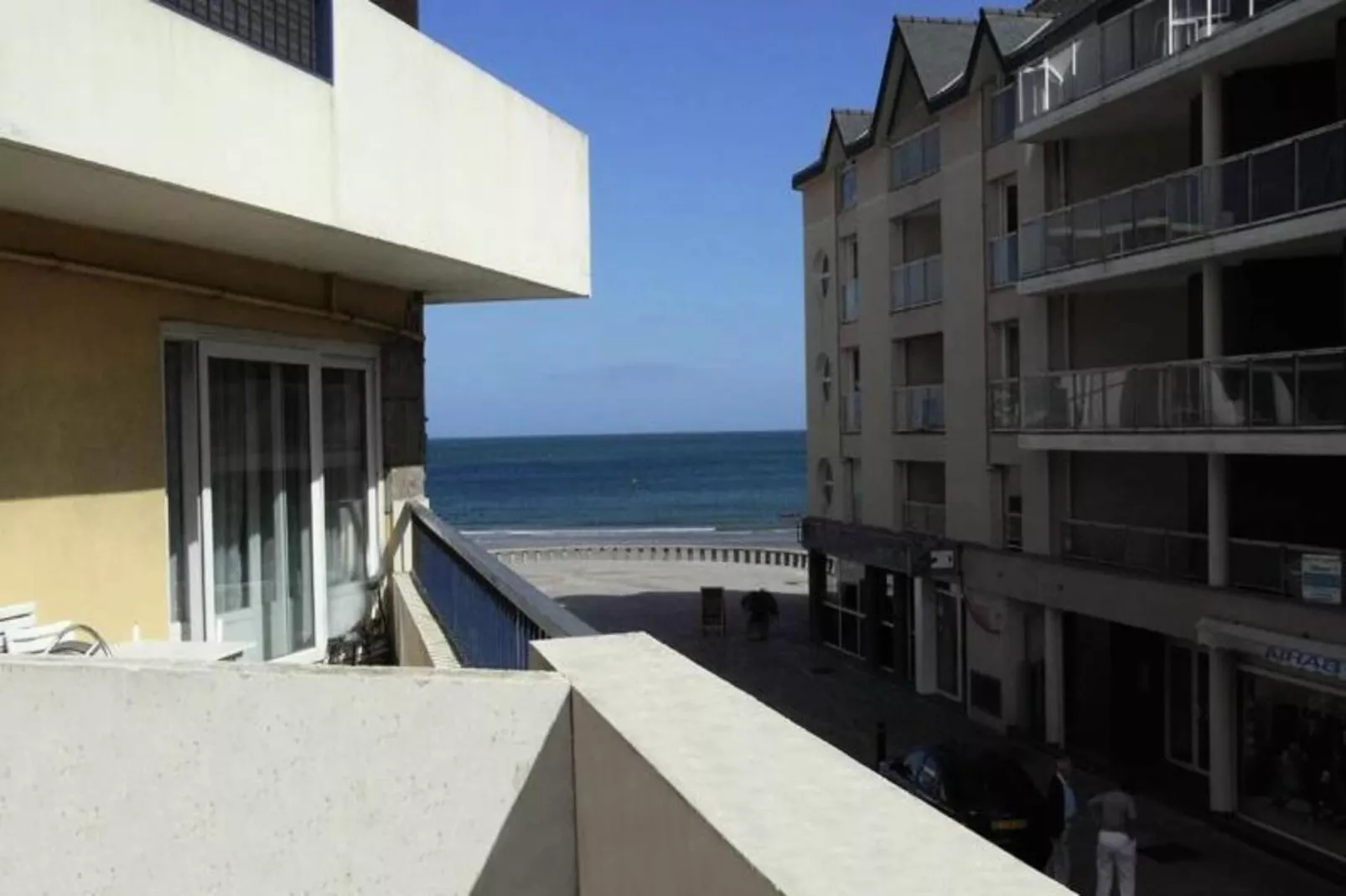 Résidence Casino-Außenbereich Sommer