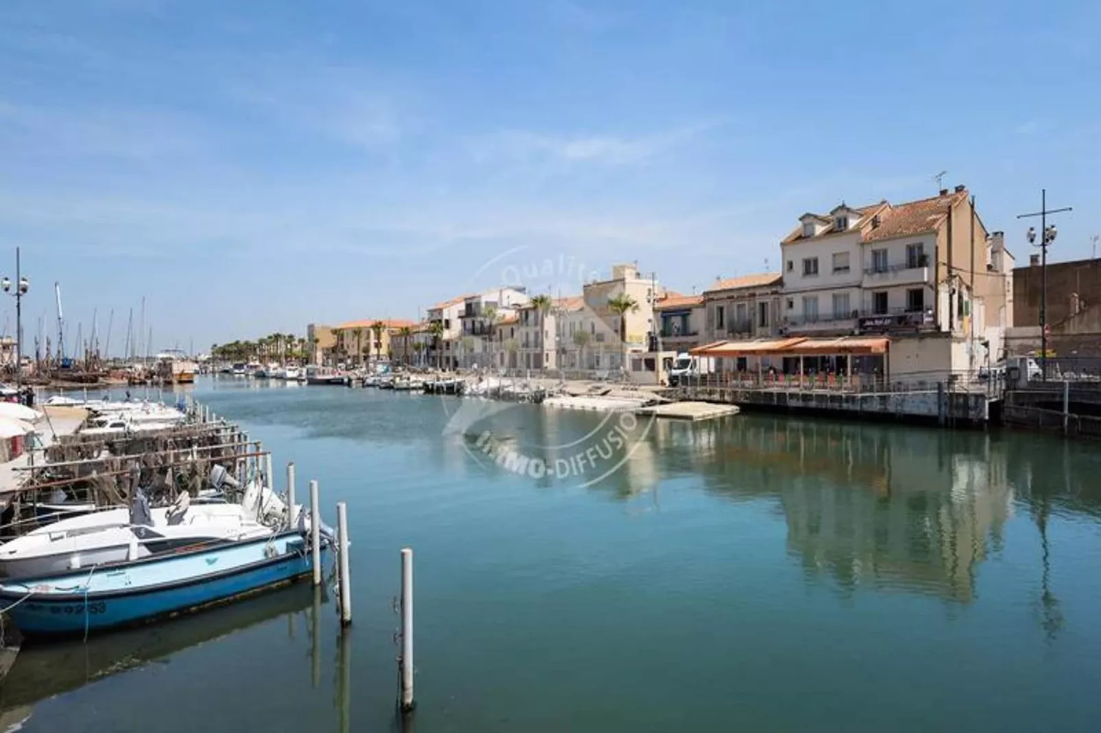 Résidence Quai Général De Gaulle-Areas within 1km in summer