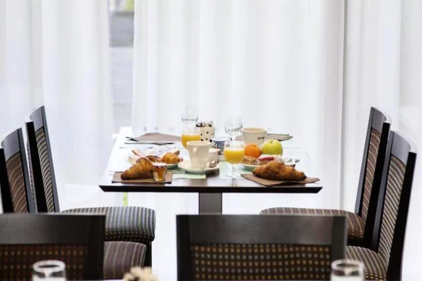 Néméa Appart'Hôtel Toulouse Saint Martin***-Ambiente