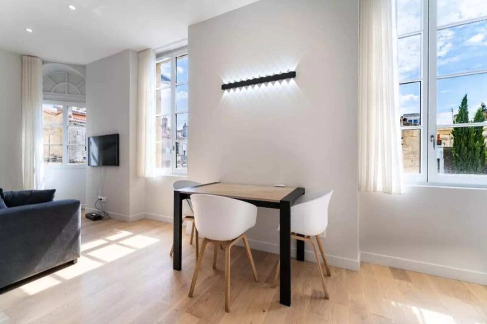 Charmant Appartement Pour 4 Au C&oelig;ur De Bordeaux-Exterior in summer