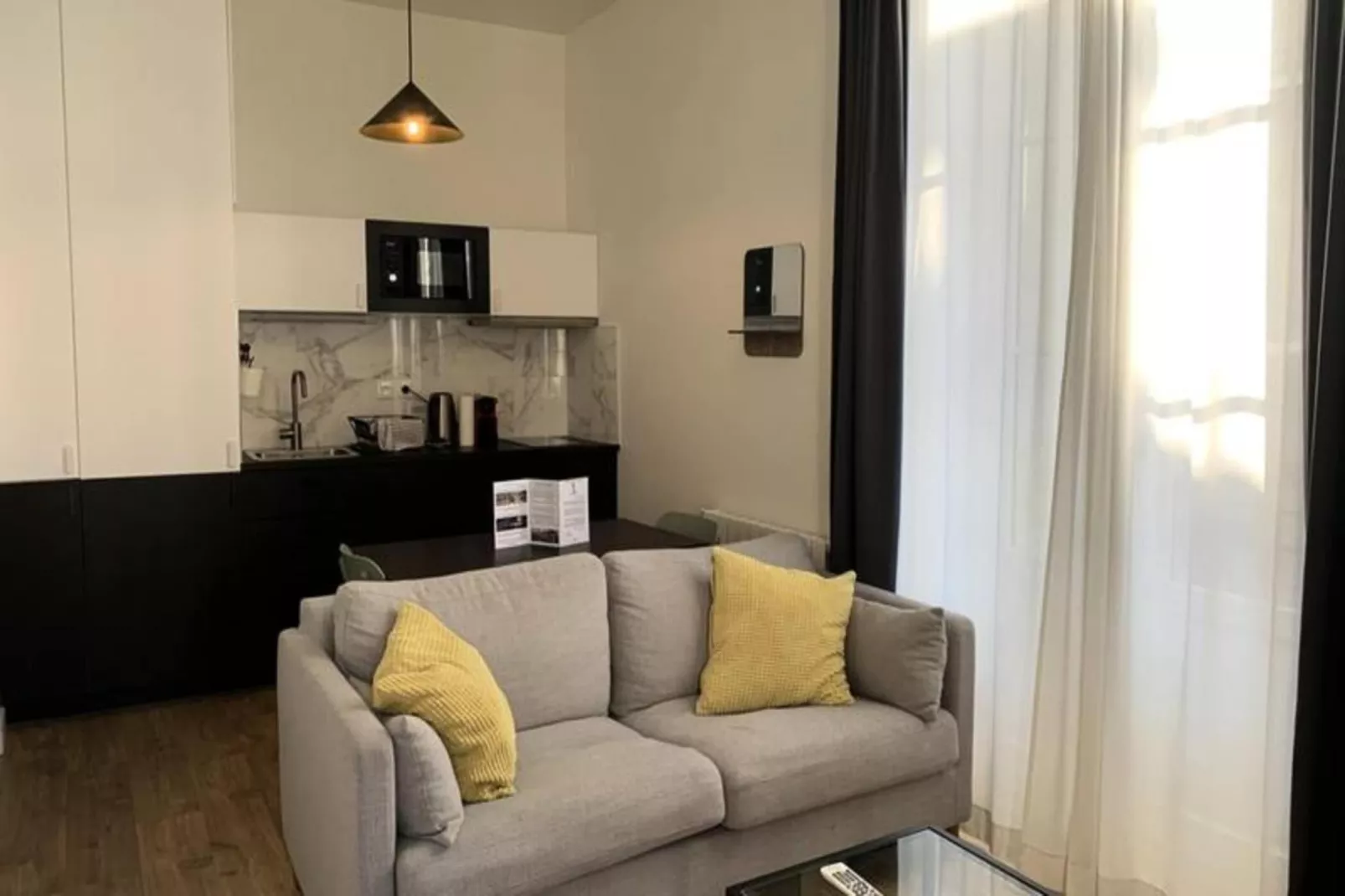 Appartement Aux Prestations Cozy Et Moderne En Hypercentre Pour 4 Personnes-Außenbereich Sommer