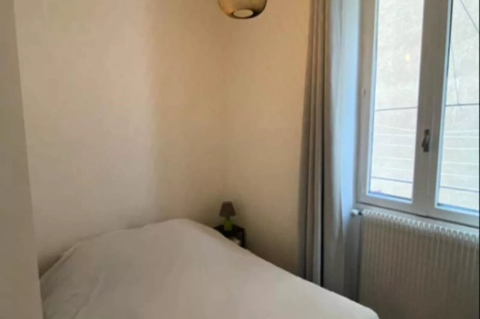 | La Gare Aux 400 Couverts 🚅 | Gare, Gem, Tramway-Chambre