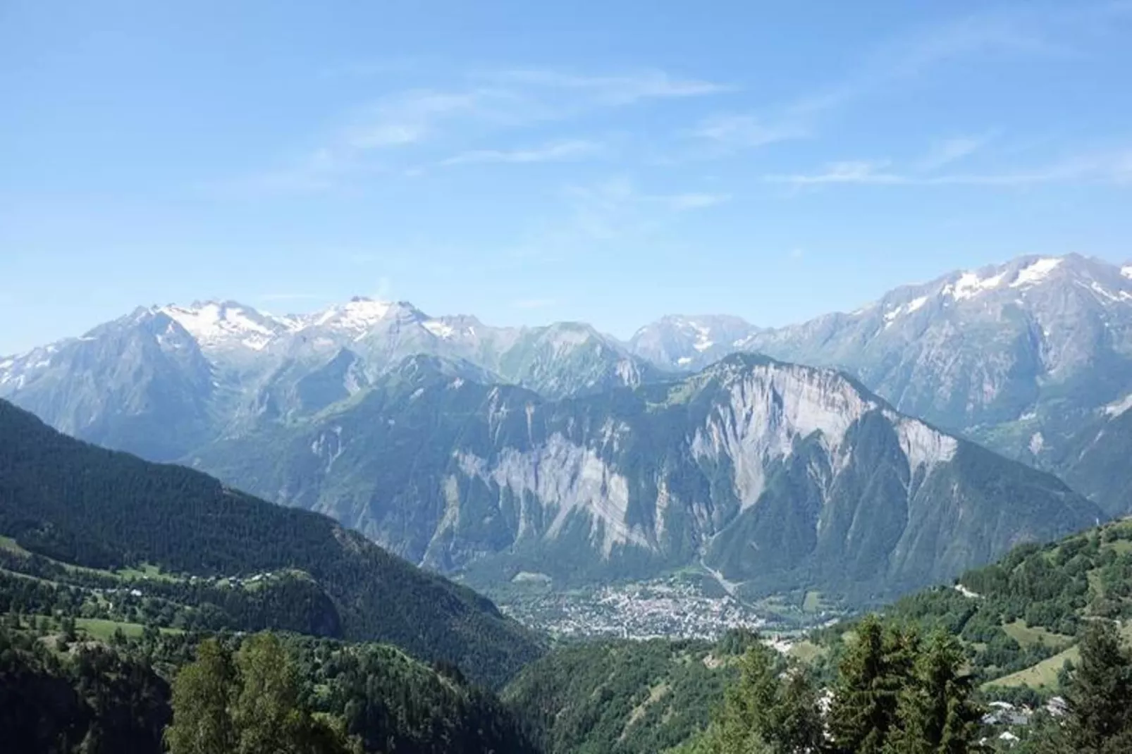 Résidence Solaires-Vue d'été