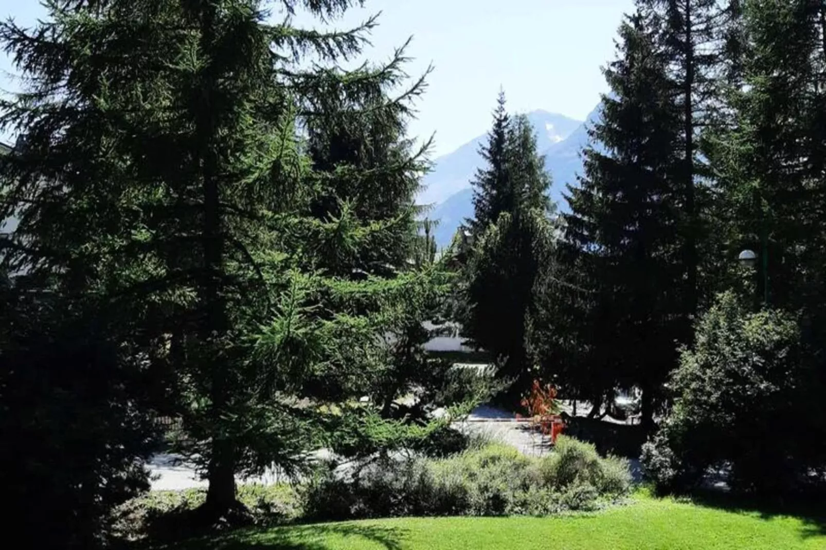 Résidence Cote Brune Ii-View in summer