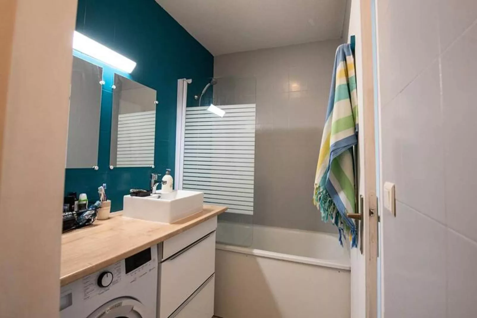 Résidence Du Centre-Bathroom