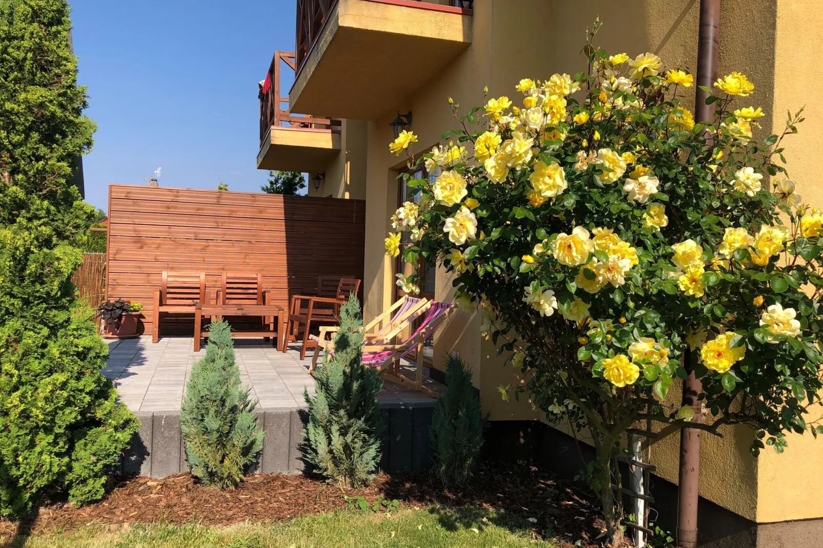 Semi-detached houses Rowy-Terrace balcony