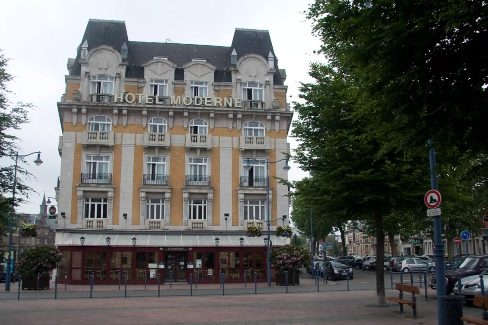 Résidence Bel Appartement En R&eacute;sidence Centre Ville  Avec Parking Class&eacute; 3*-Zones été à 5 km