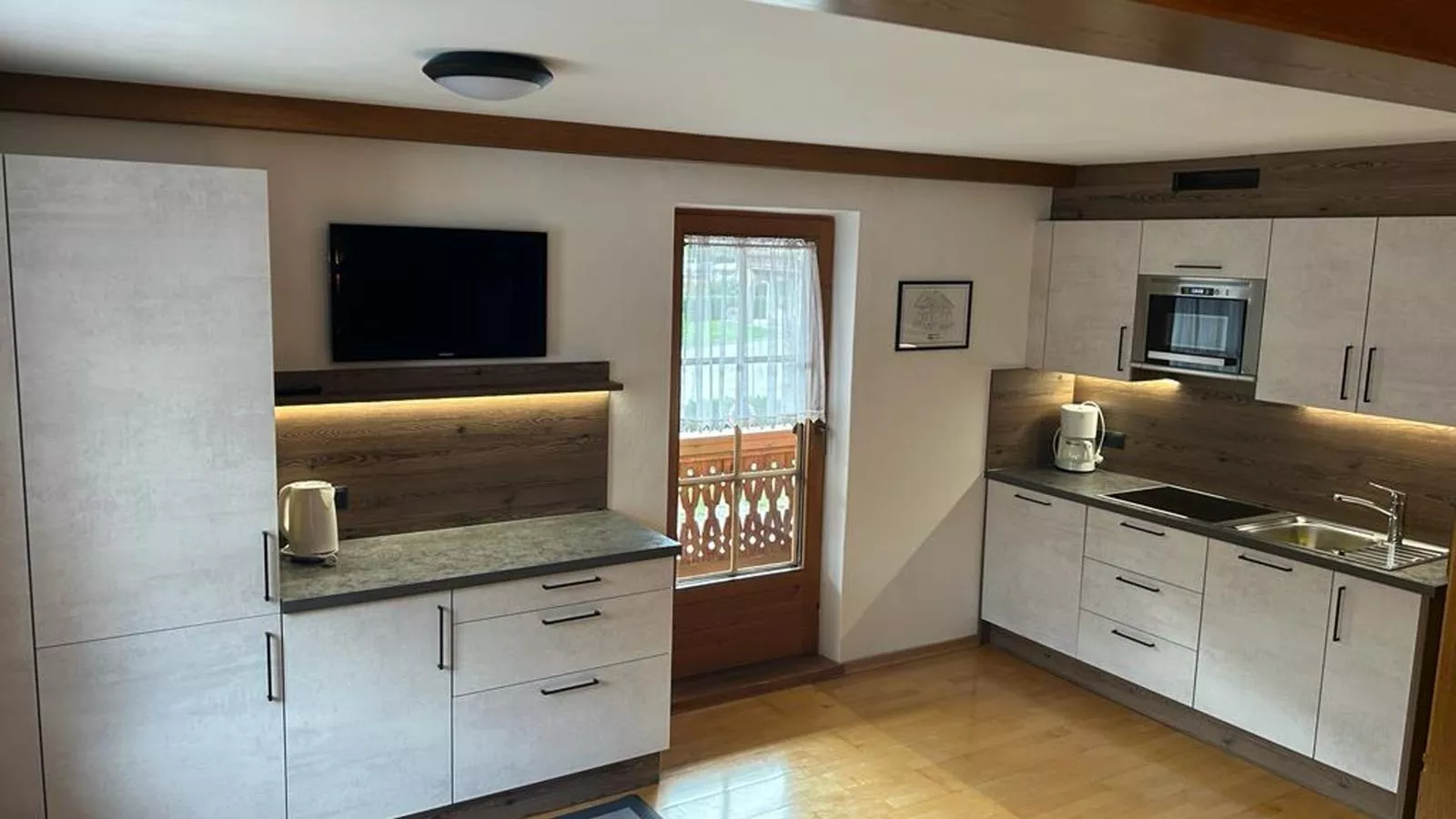 Haus Stock-Kitchen