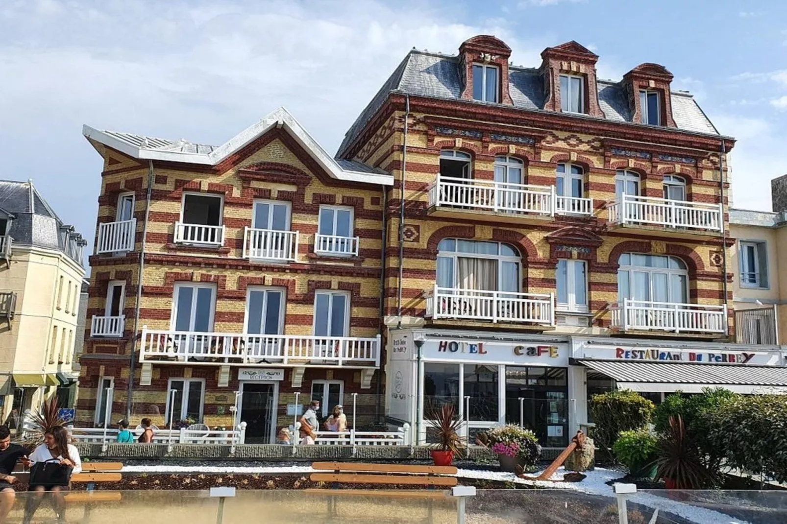 Résidence Cassandre-Zones été à 5 km