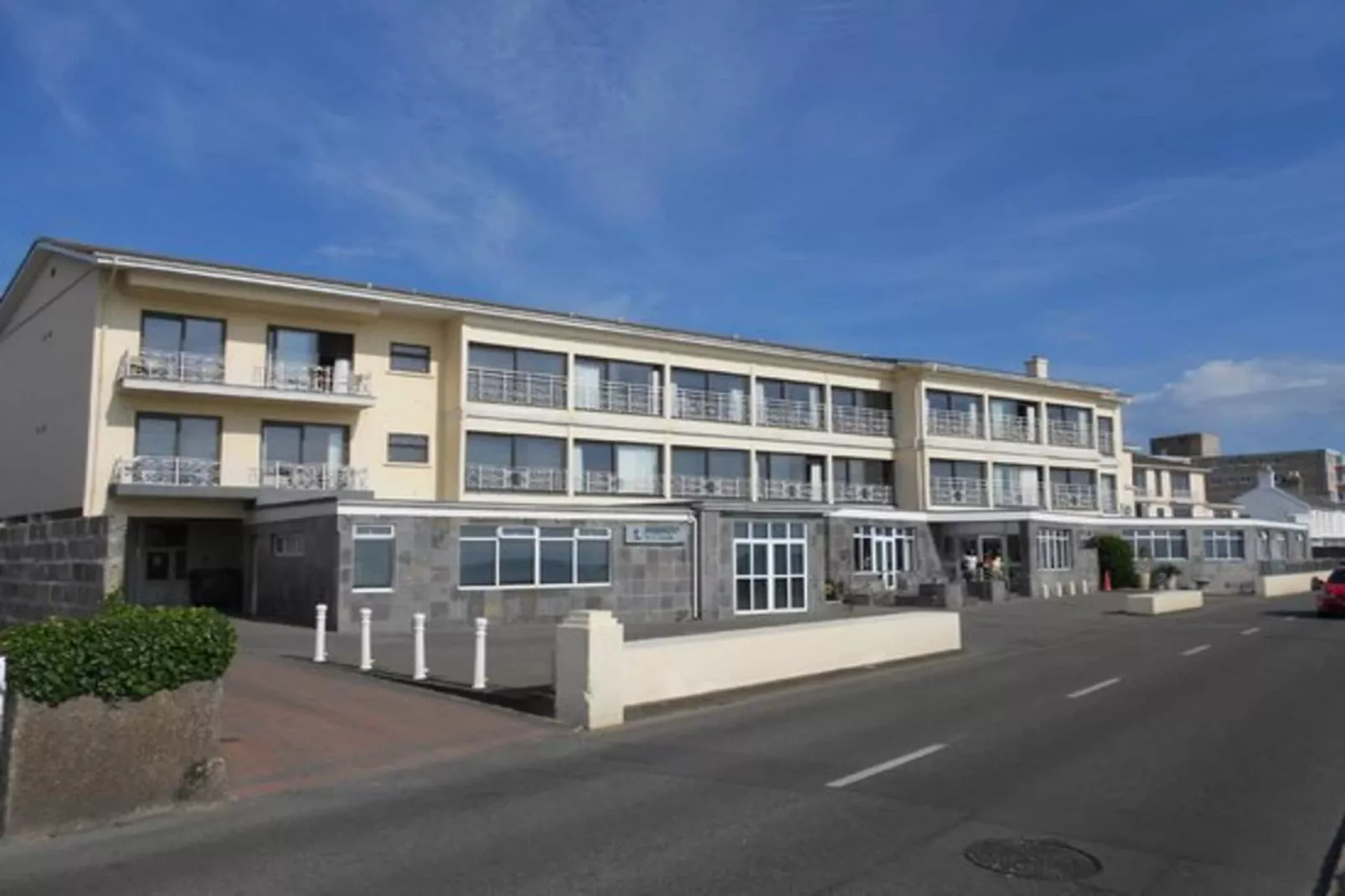 Résidence Dauphins-Zones été à 5 km