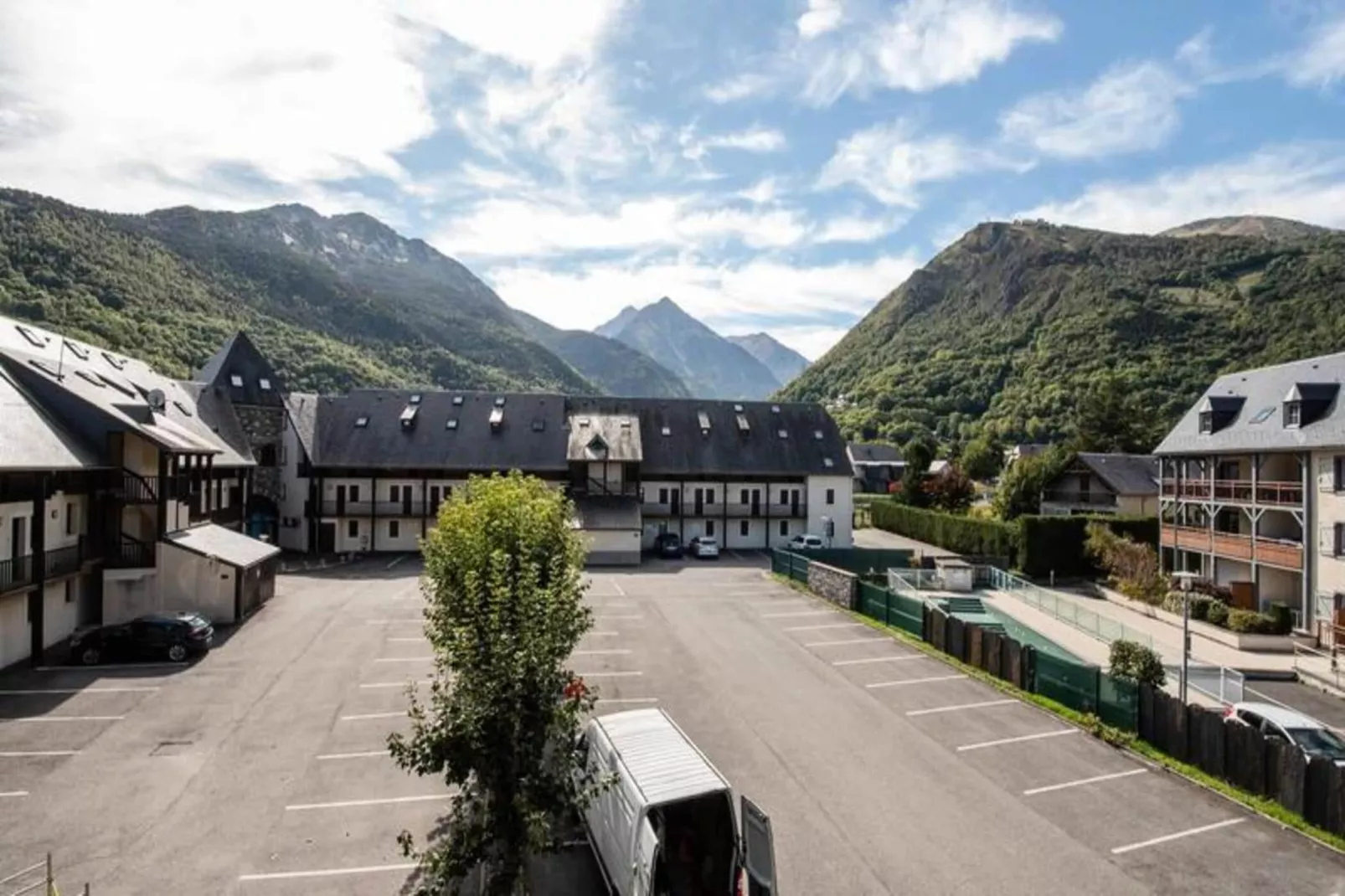 Résidence Village Des Thermes-Vue d'été