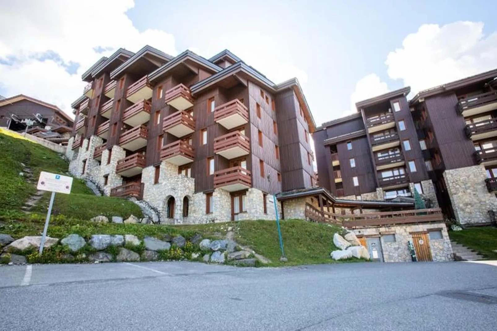 Résidence Les Chalets des Arolles - maeva Home-Extérieur été