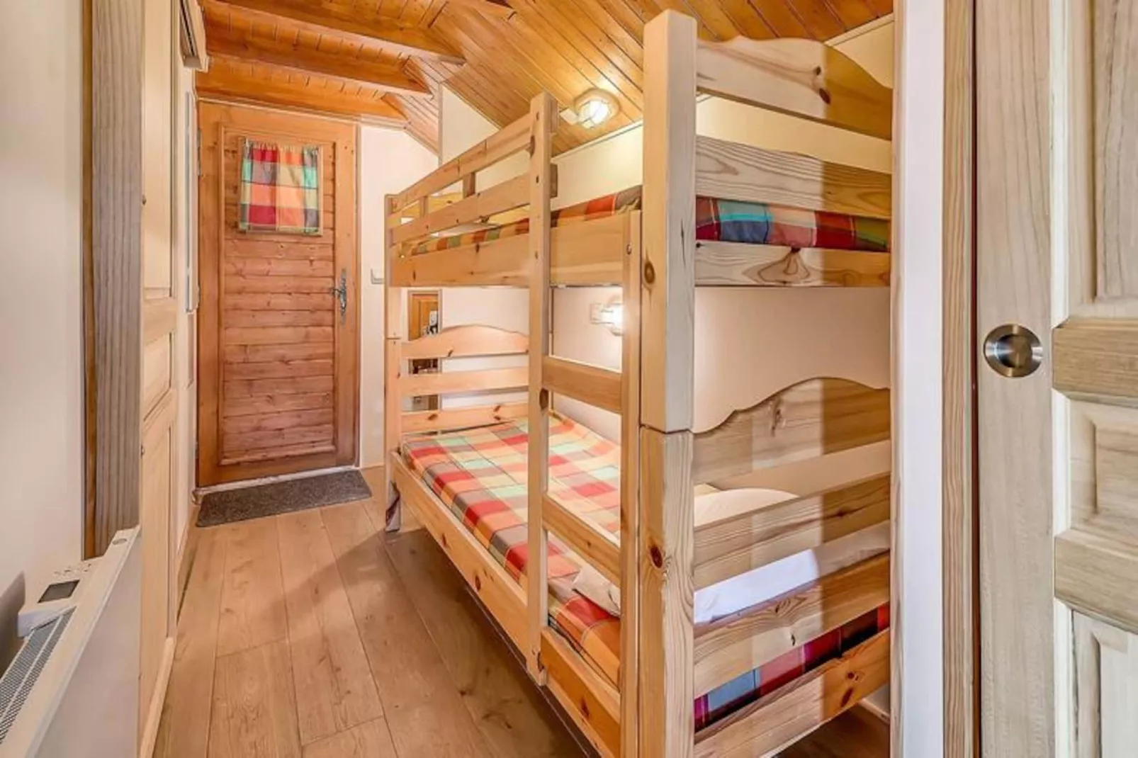 Résidence Le Chardonnet-Image-tags.