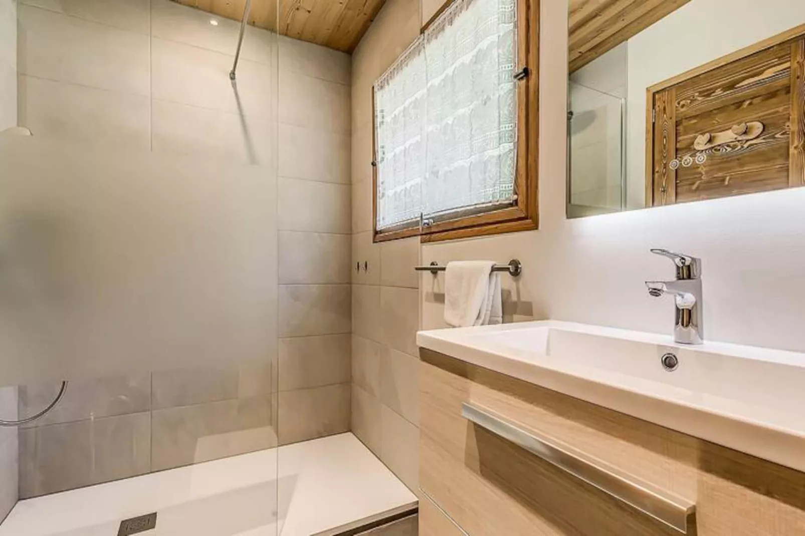 Chalet Les Lauzes-Image-tags.