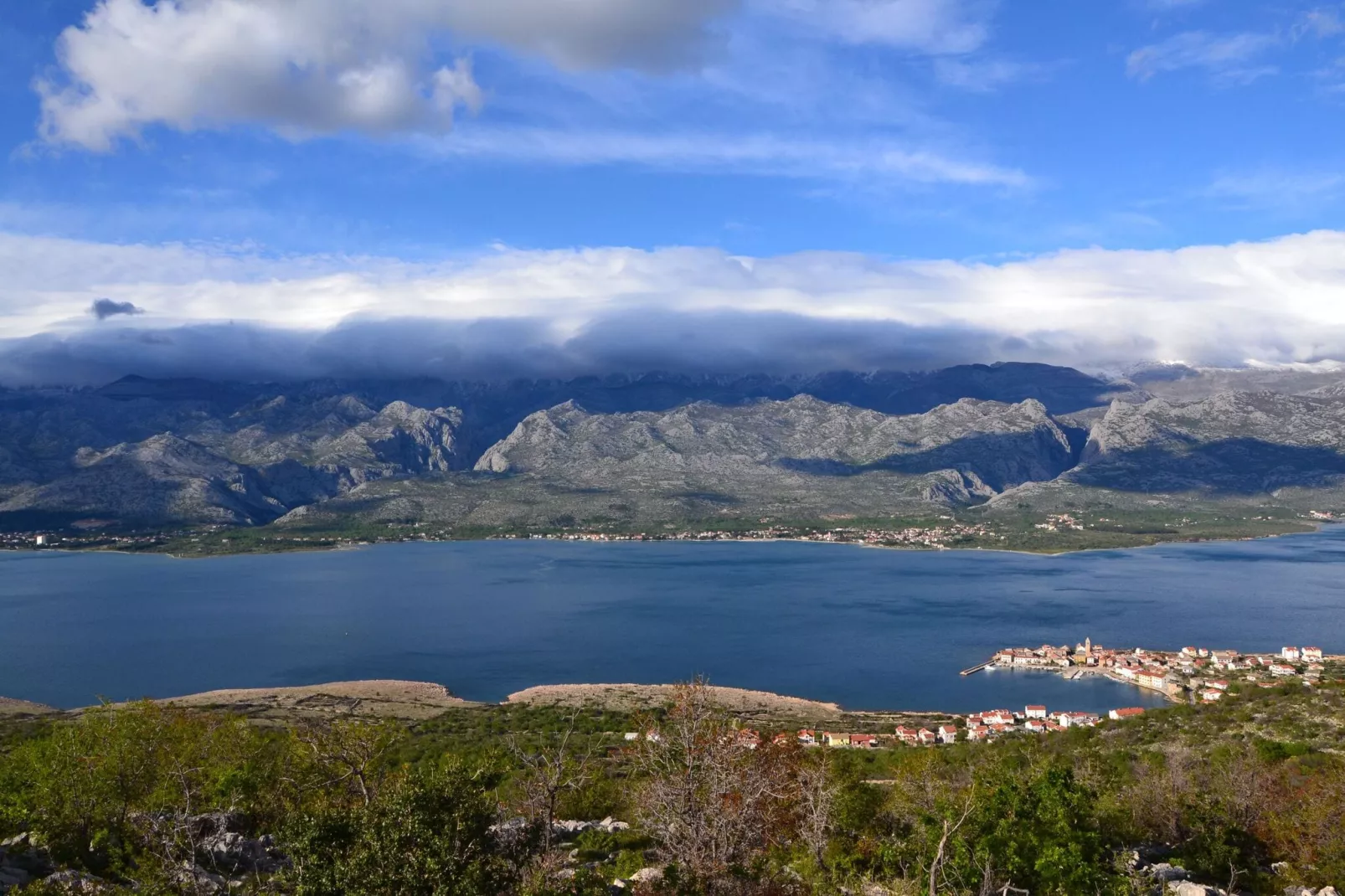 Apartments Branka Starigrad SD-79 Studio SA-01 2-4 Pers-Areas summer 20km